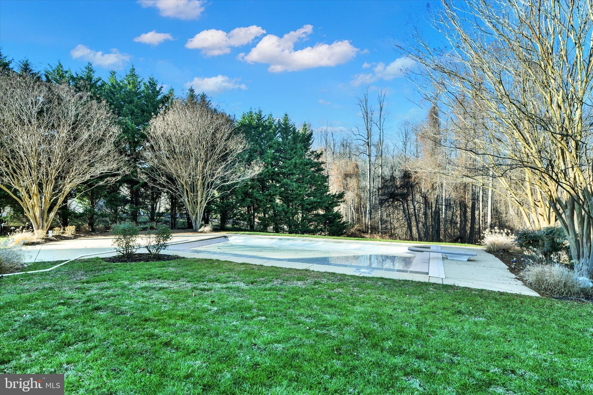 LORINS PRIDE - Residential