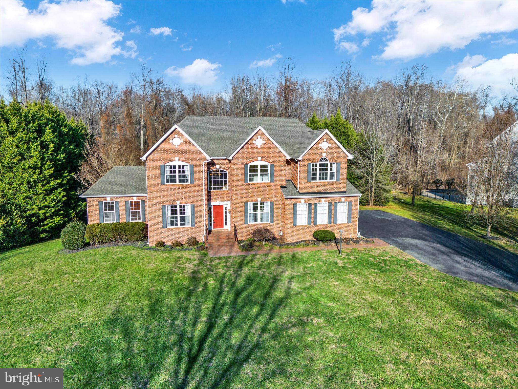 LORINS PRIDE - Residential