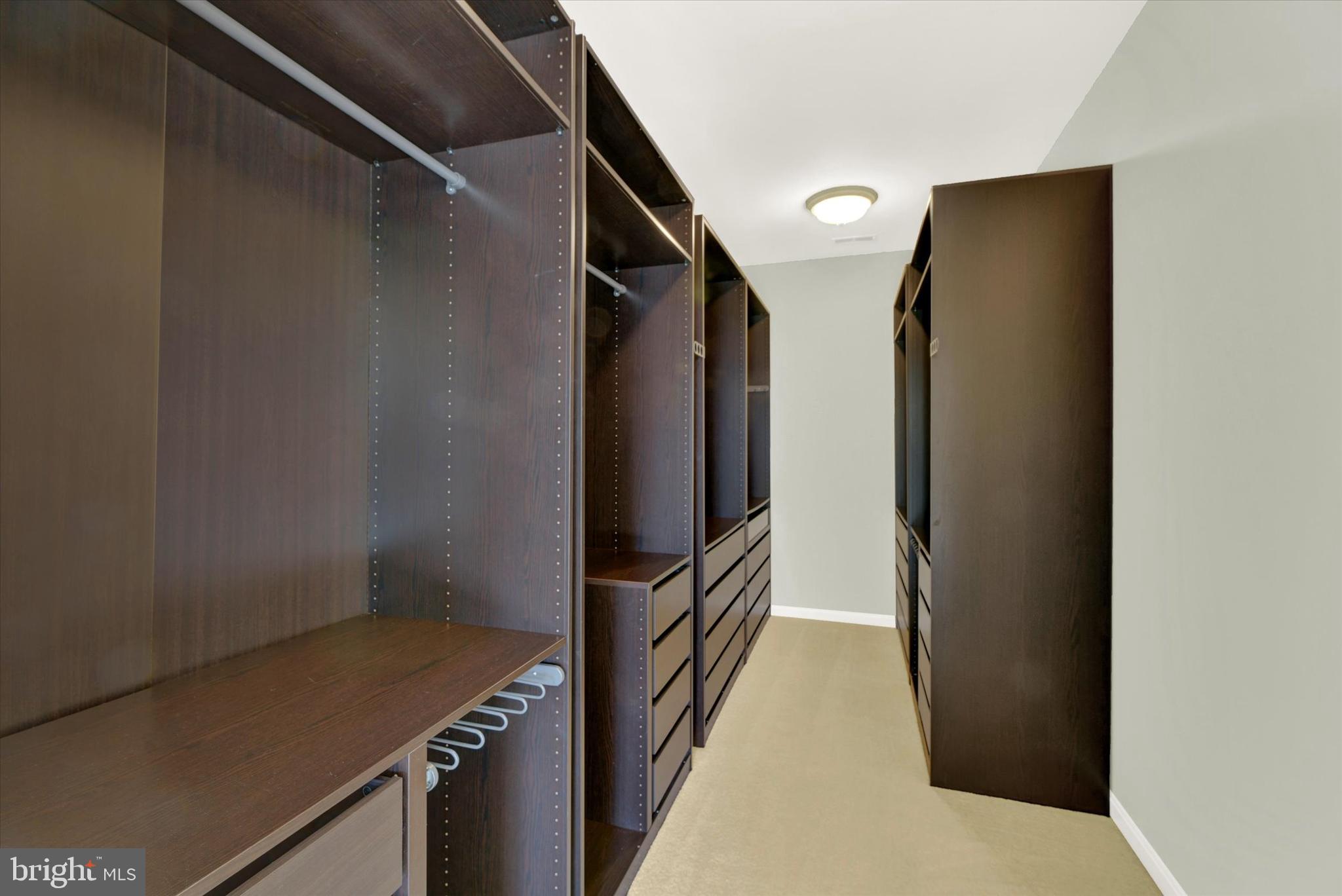 LORINS PRIDE - Residential