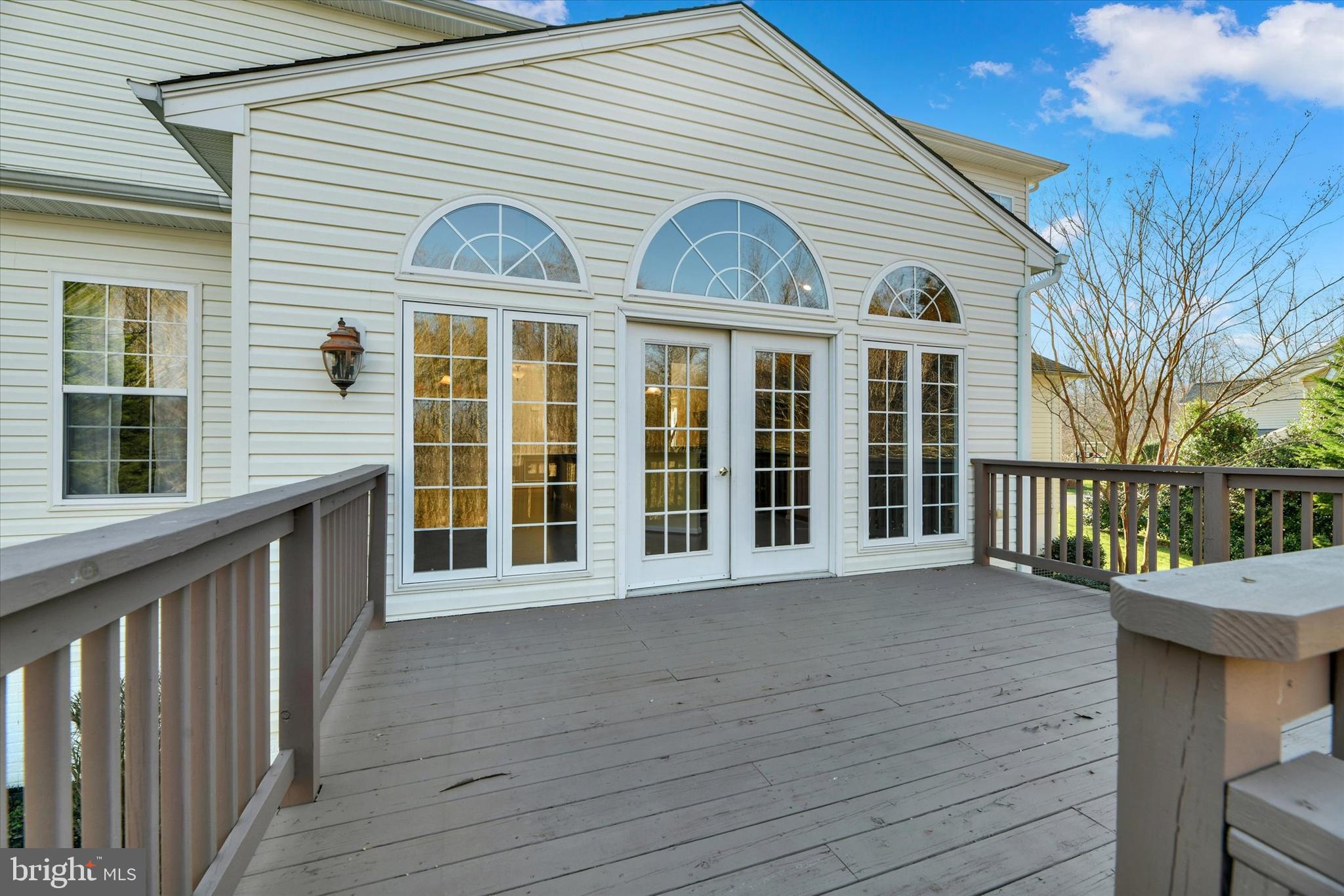 LORINS PRIDE - Residential