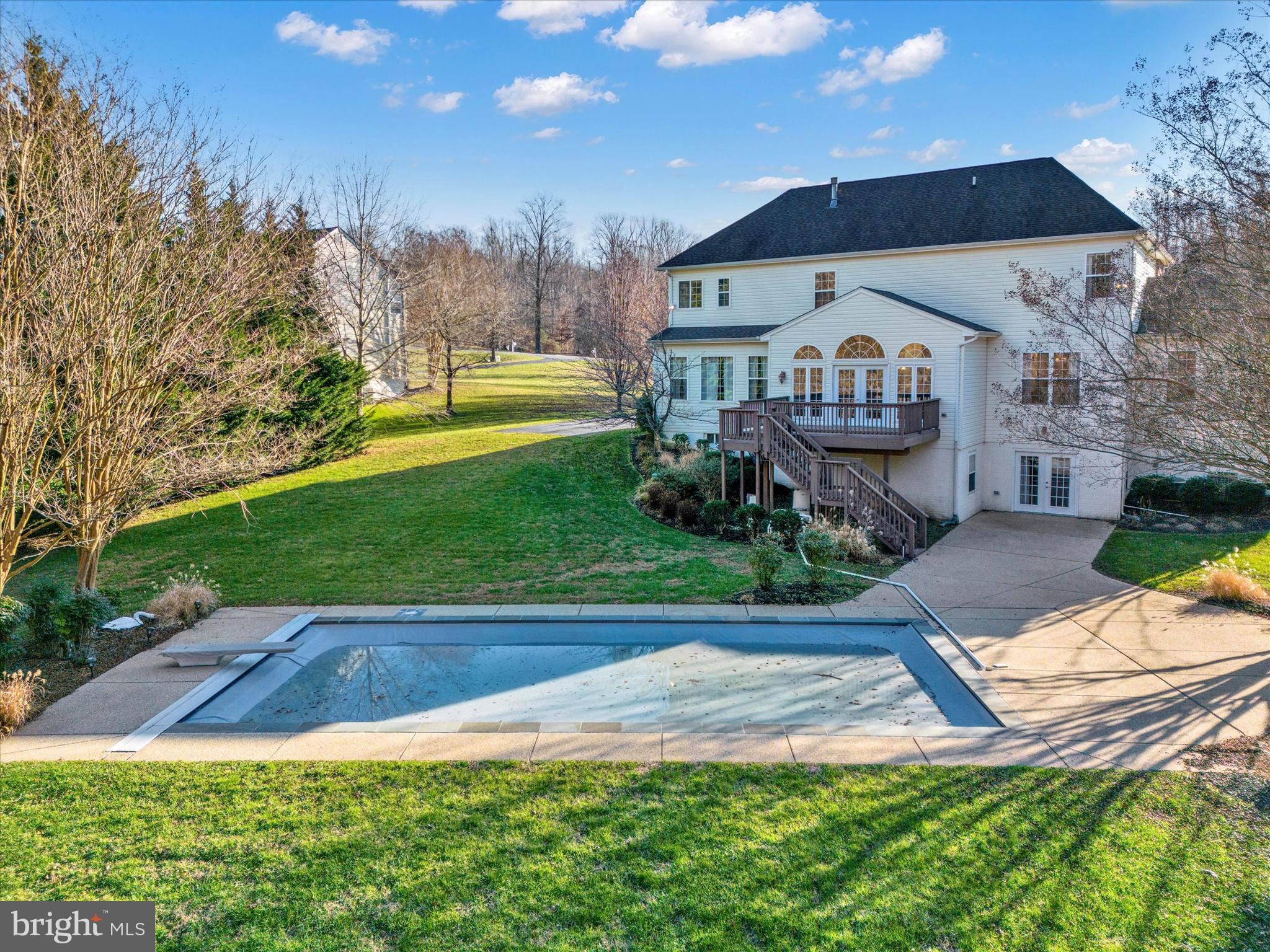 LORINS PRIDE - Residential