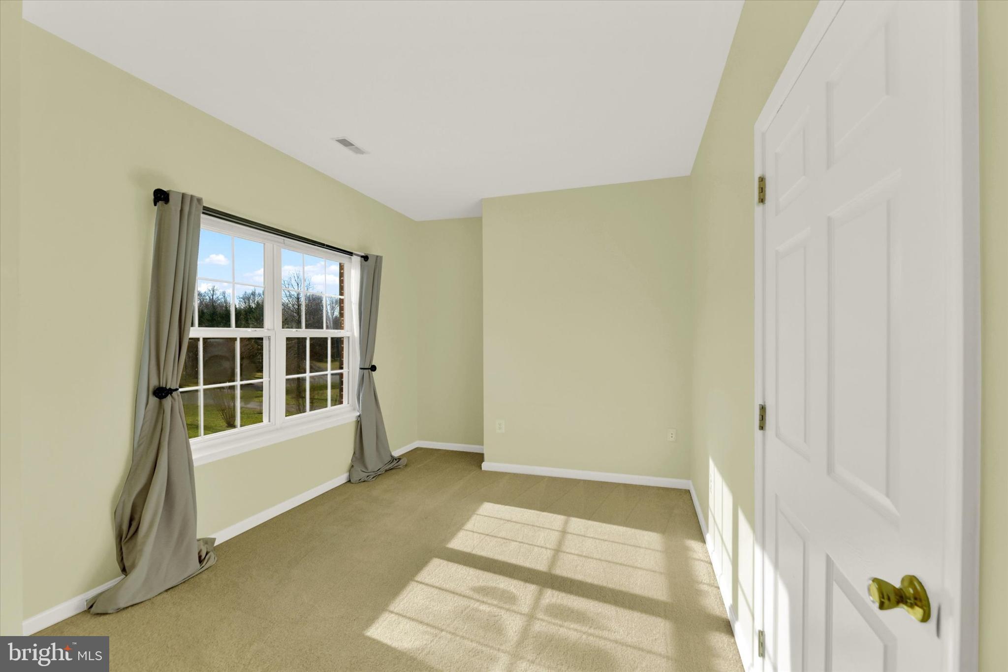 LORINS PRIDE - Residential