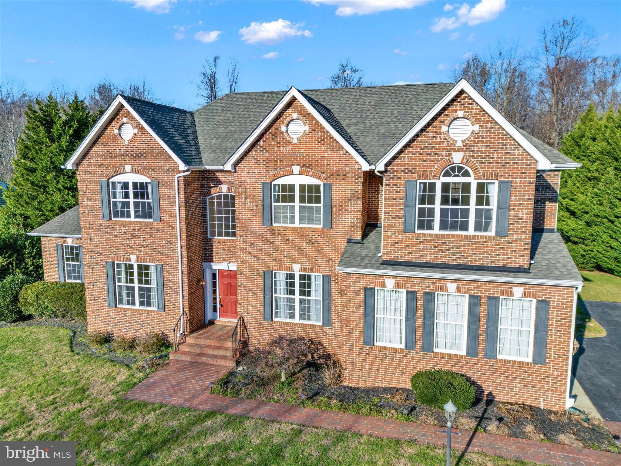 LORINS PRIDE - Residential