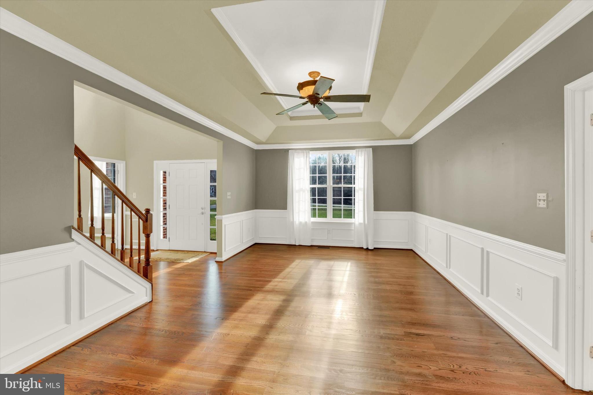 LORINS PRIDE - Residential