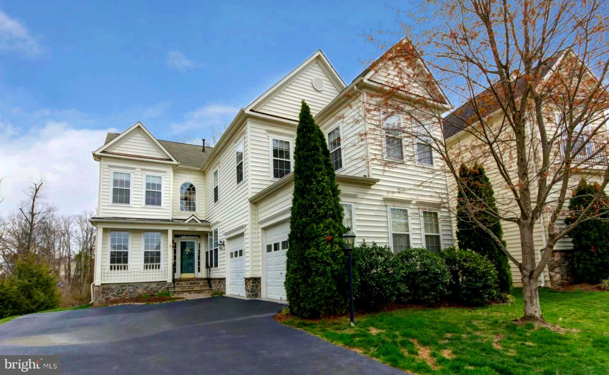21816 Wingfoot Court, Broadlands, VA 20148
