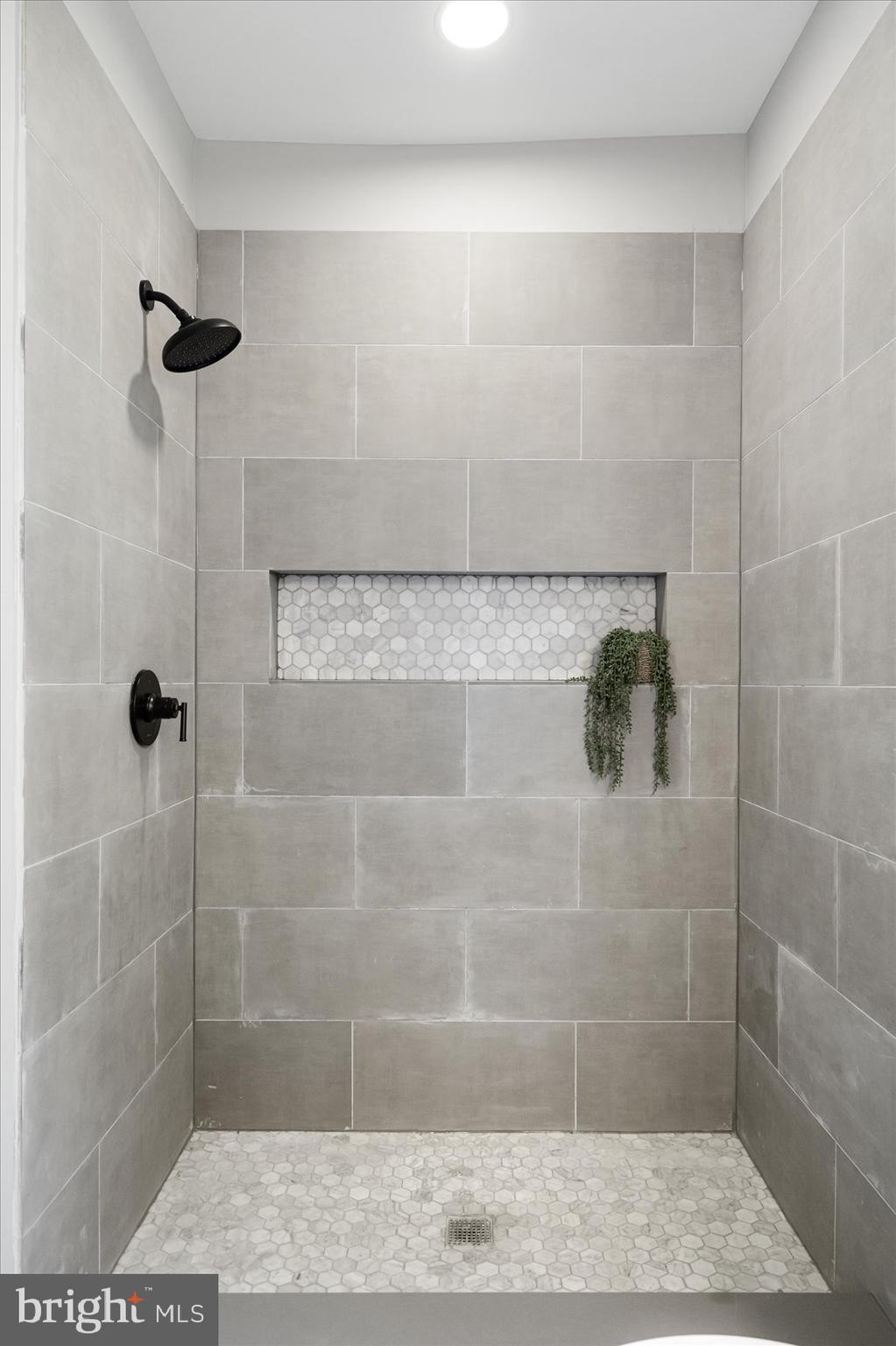 HOWARD PARK - Residential