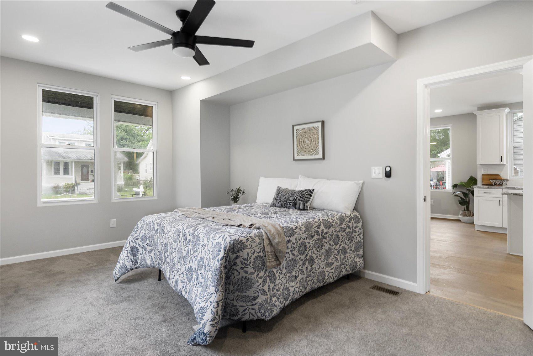 HOWARD PARK - Residential