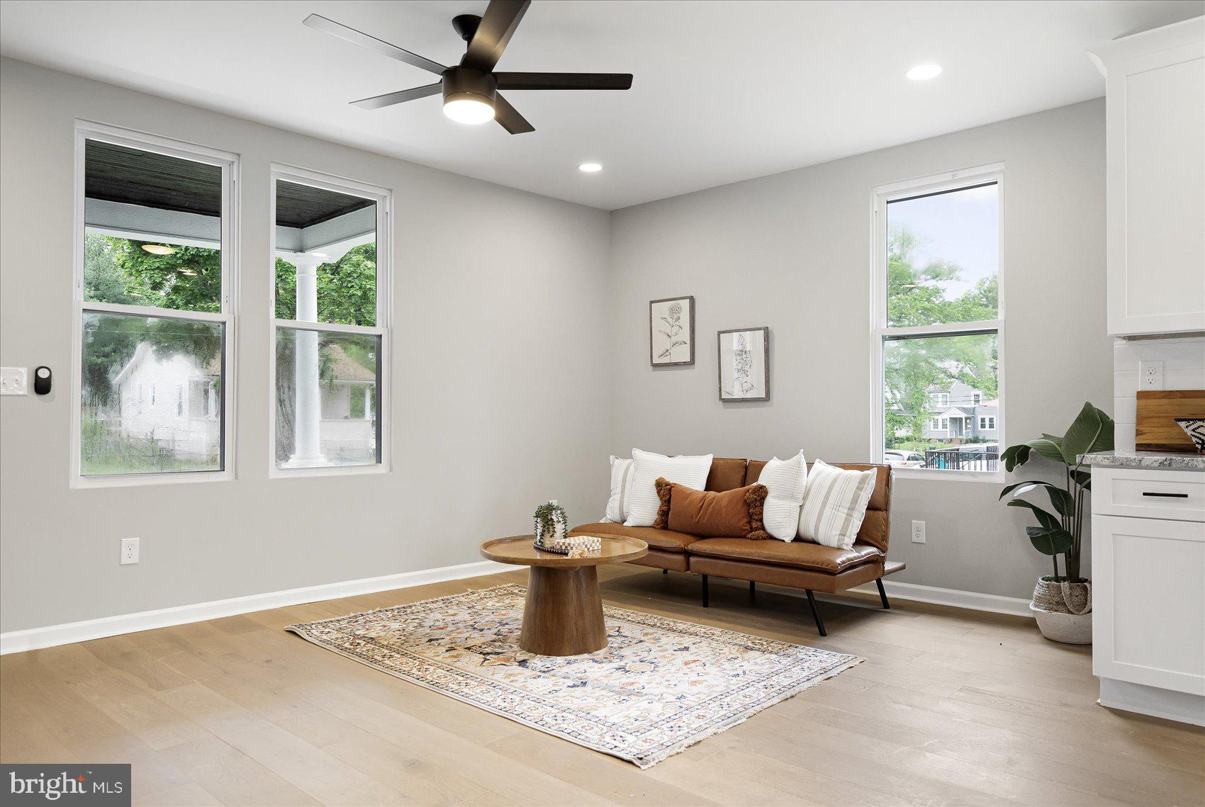 HOWARD PARK - Residential