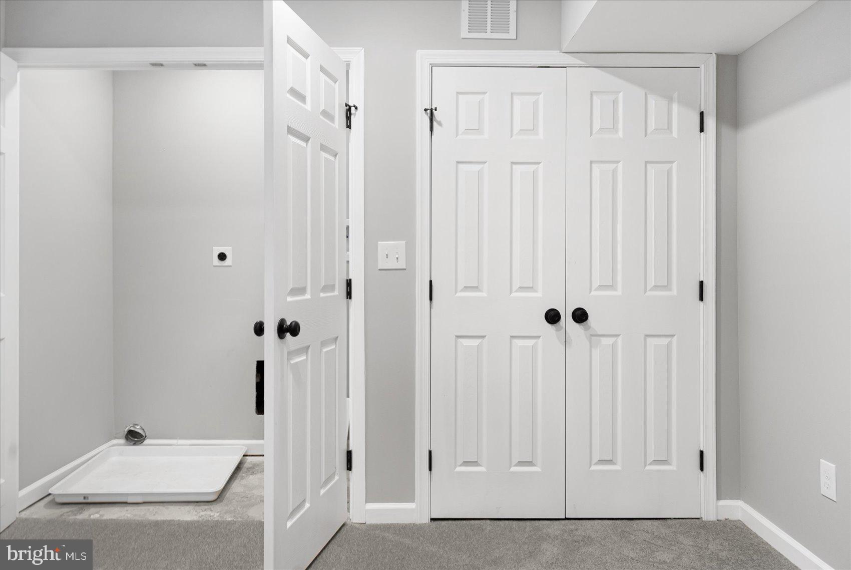 HOWARD PARK - Residential