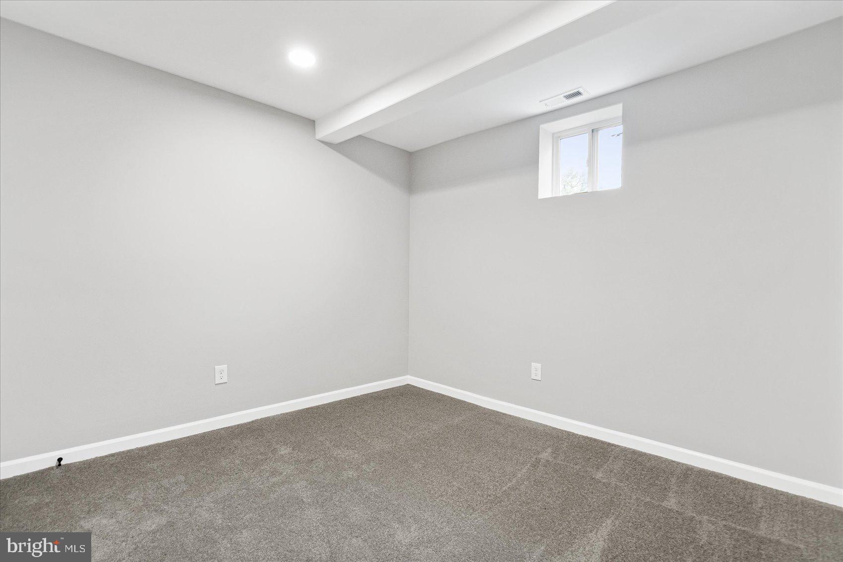 HOWARD PARK - Residential