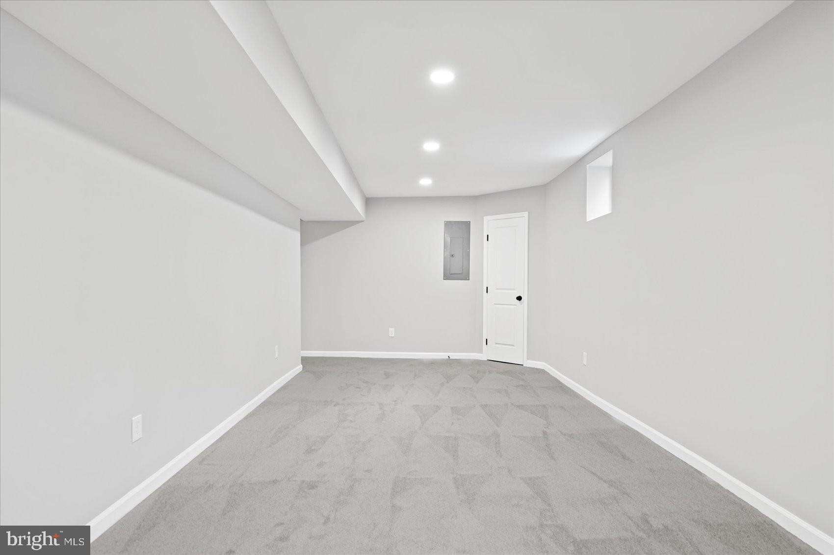 HOWARD PARK - Residential