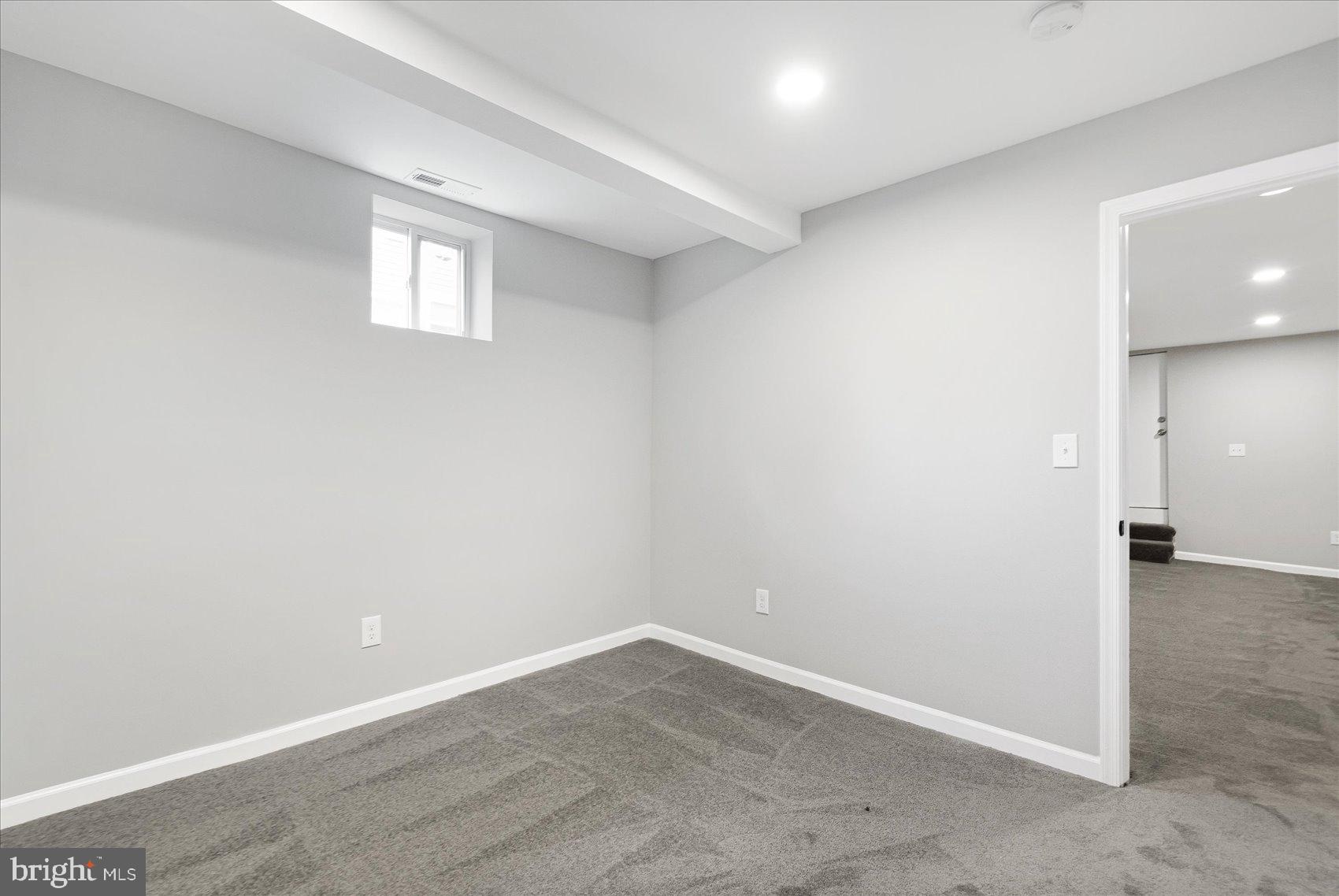 HOWARD PARK - Residential