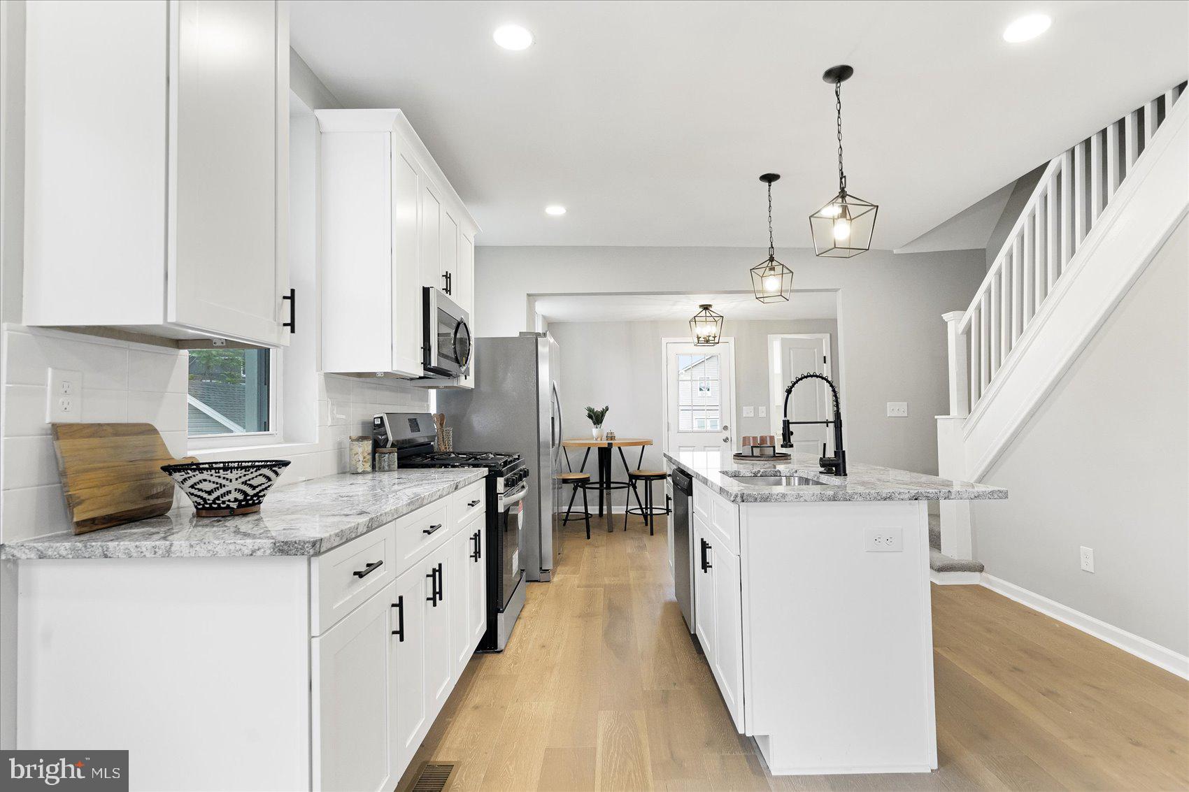 HOWARD PARK - Residential