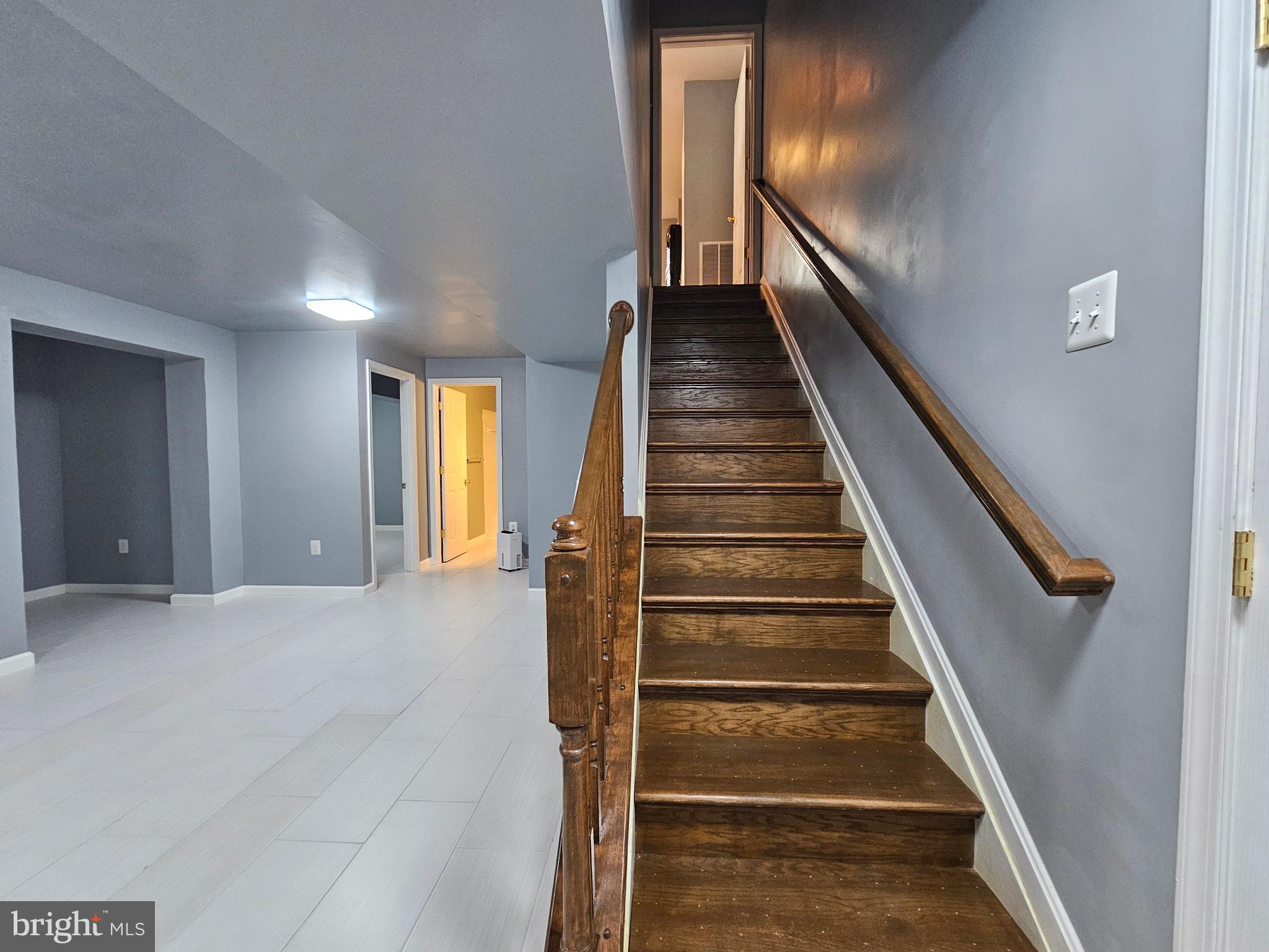 HARBOR POINTE - Residential