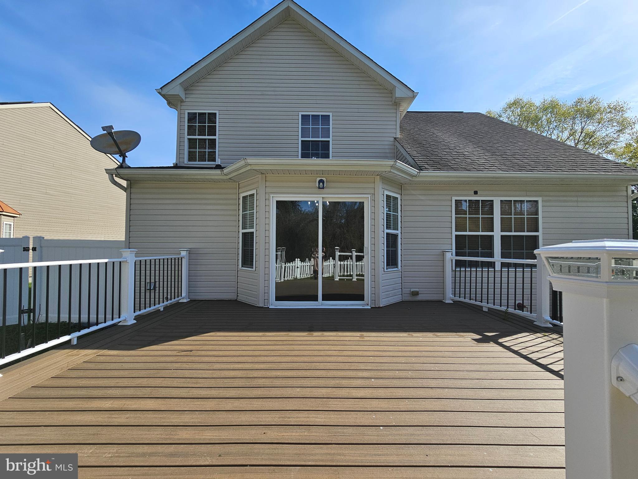 HARBOR POINTE - Residential