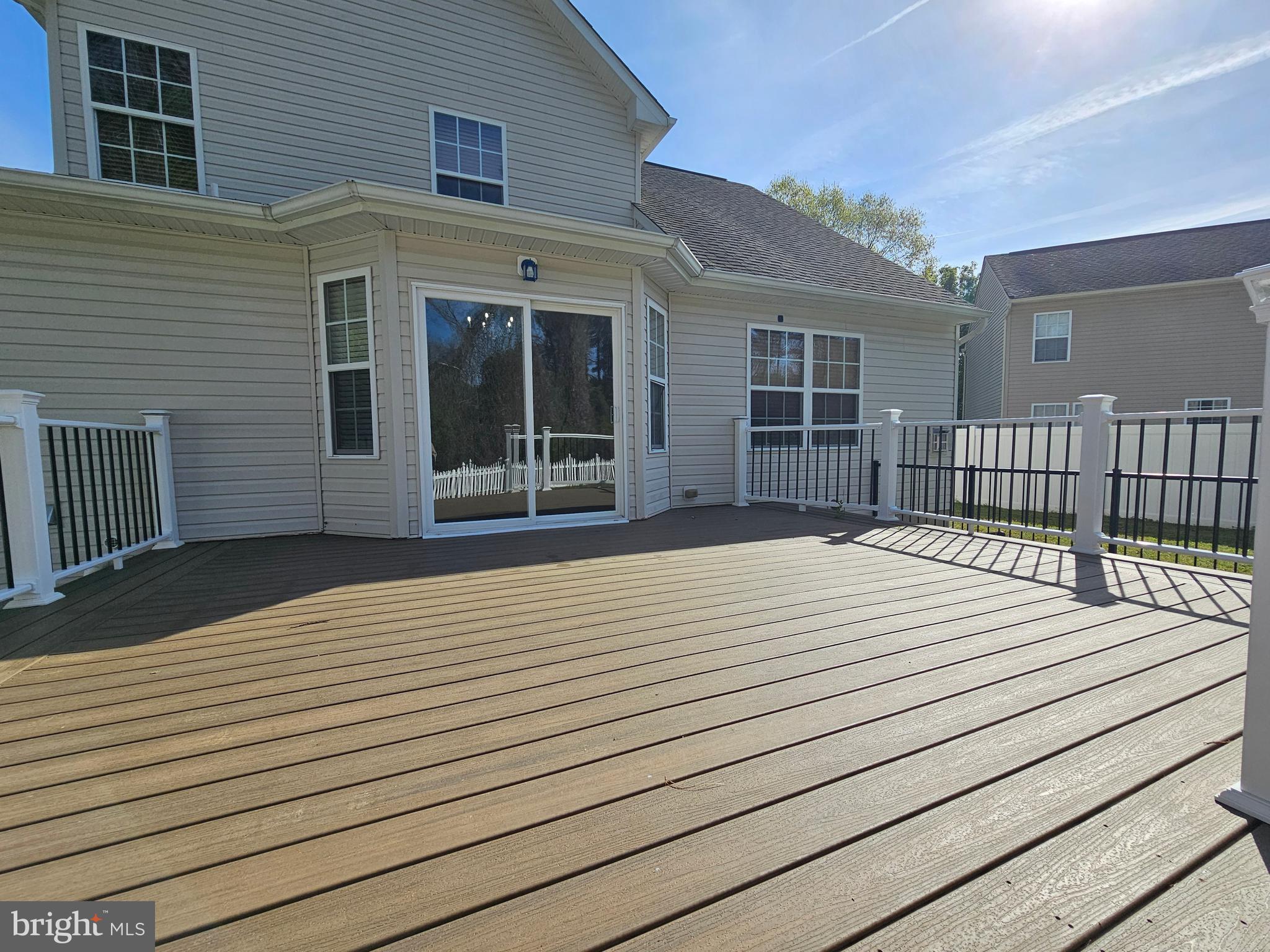 HARBOR POINTE - Residential