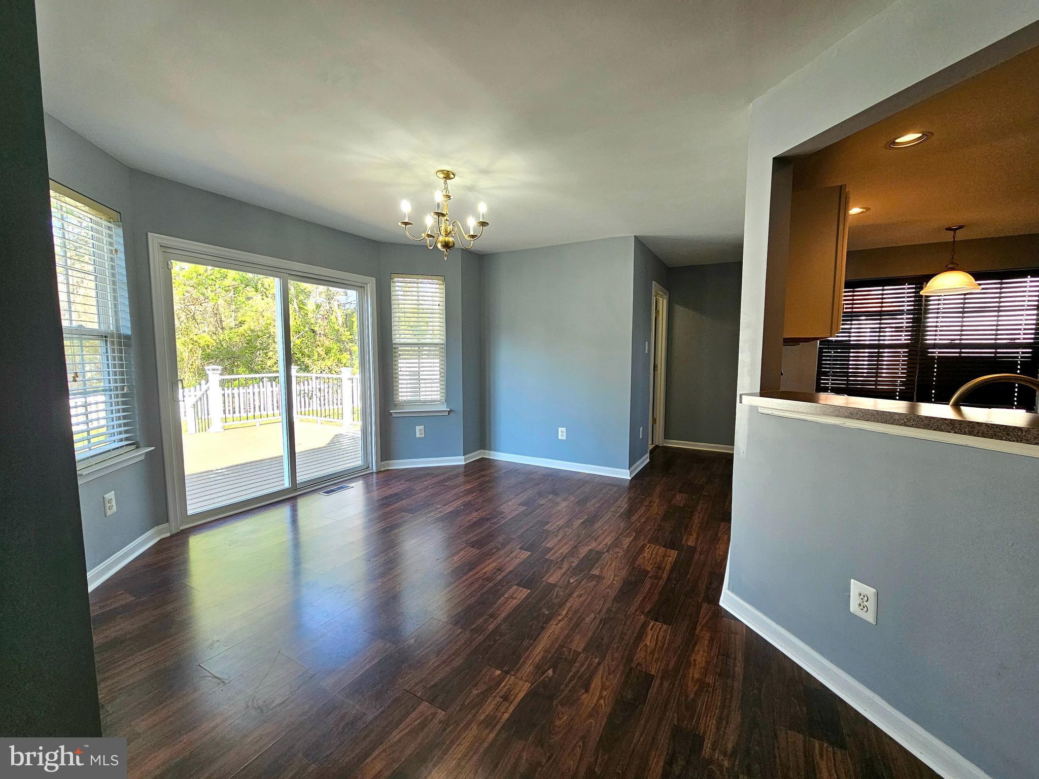 HARBOR POINTE - Residential