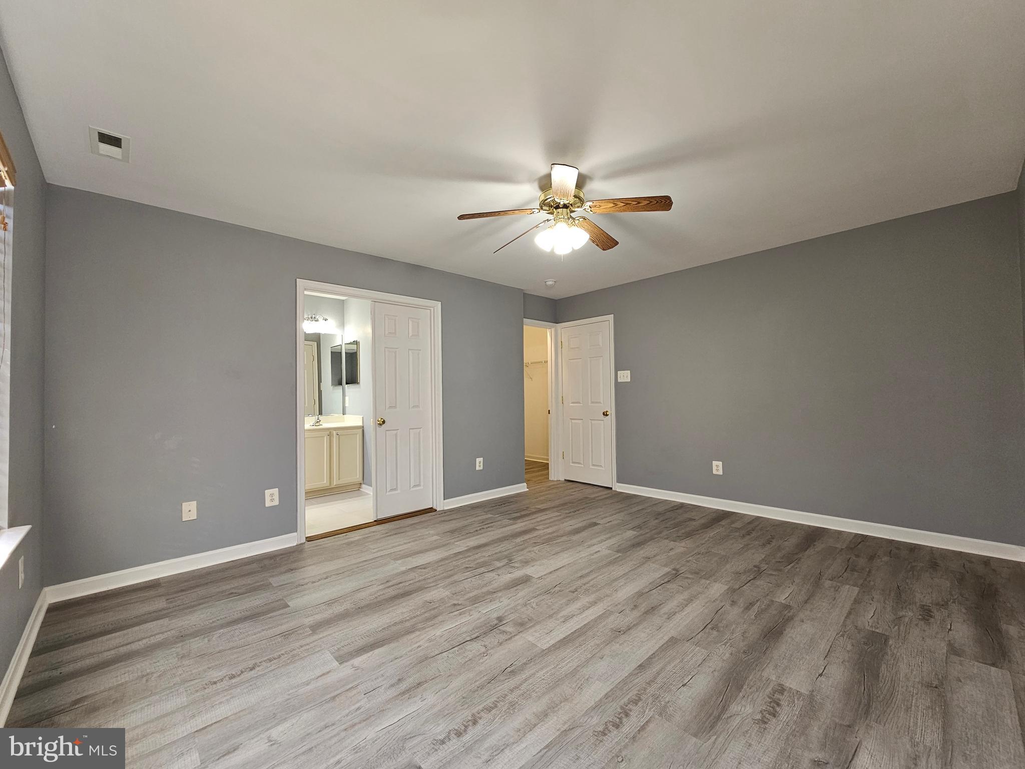 HARBOR POINTE - Residential