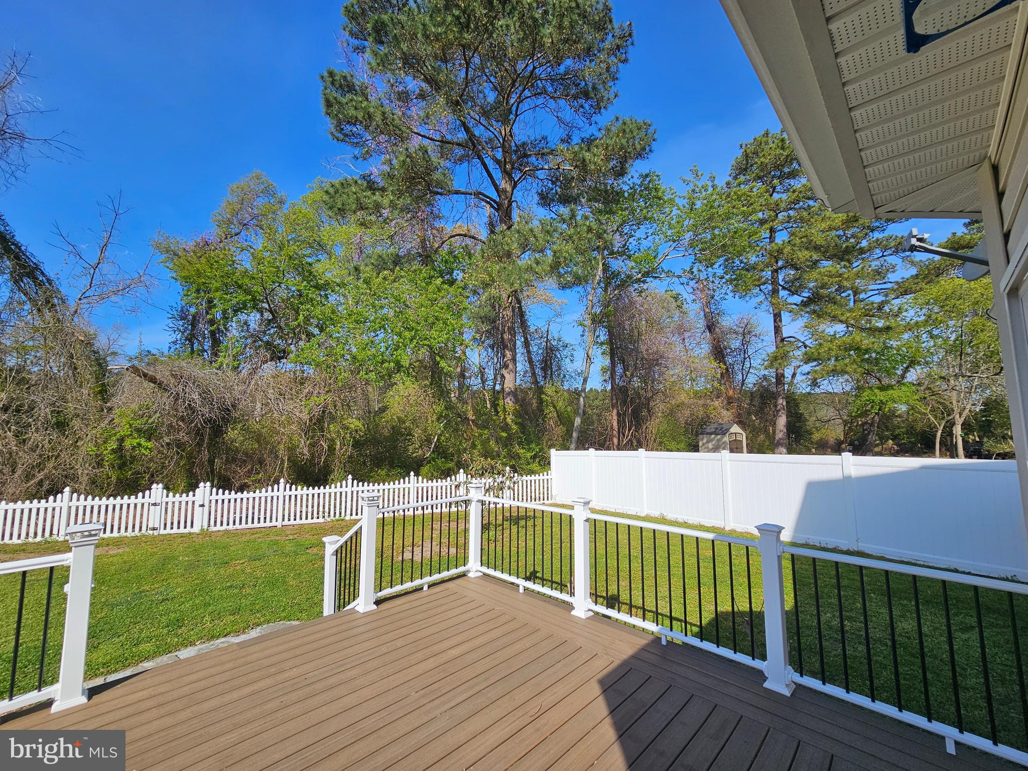 HARBOR POINTE - Residential