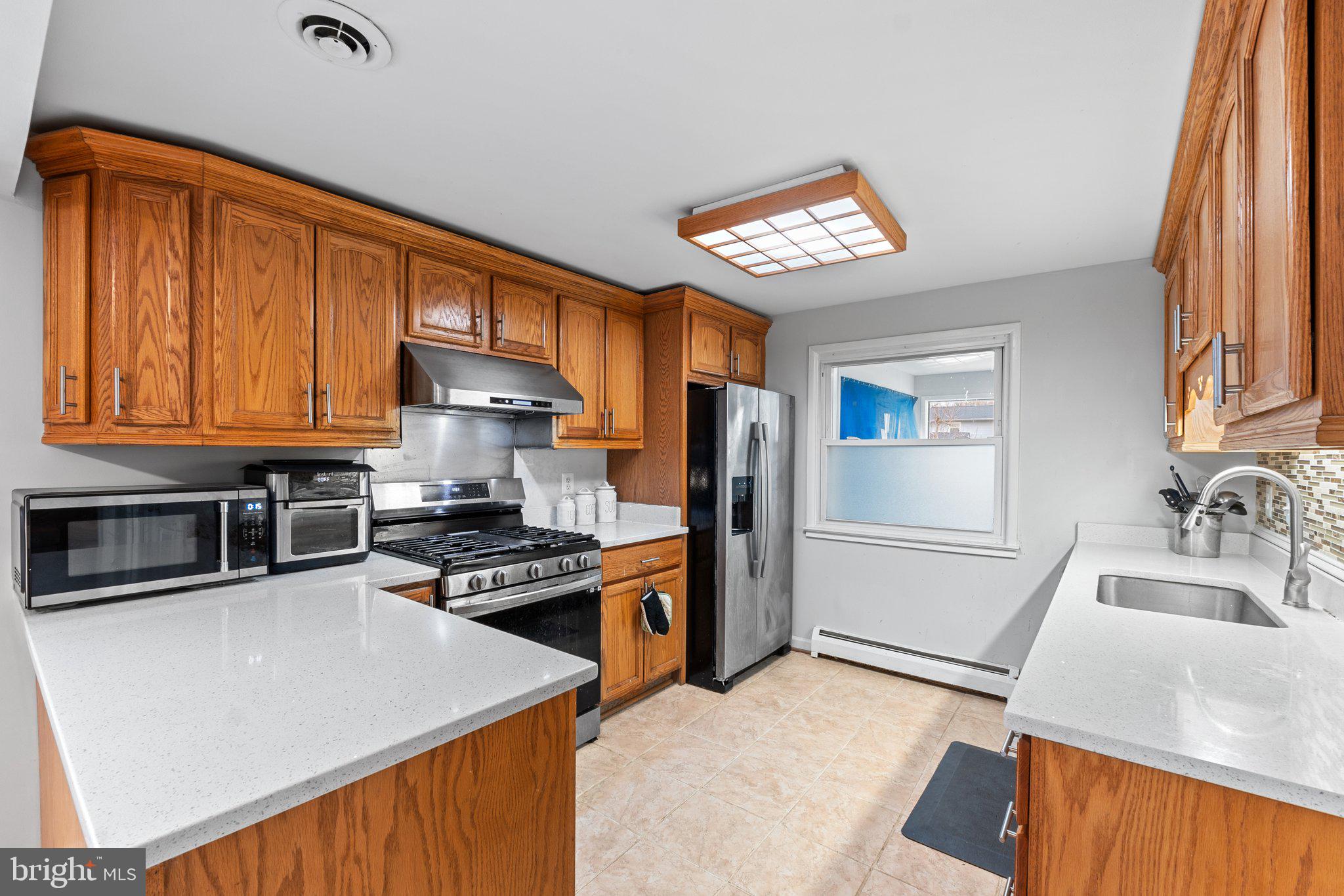 DALE CITY - Residential Lease