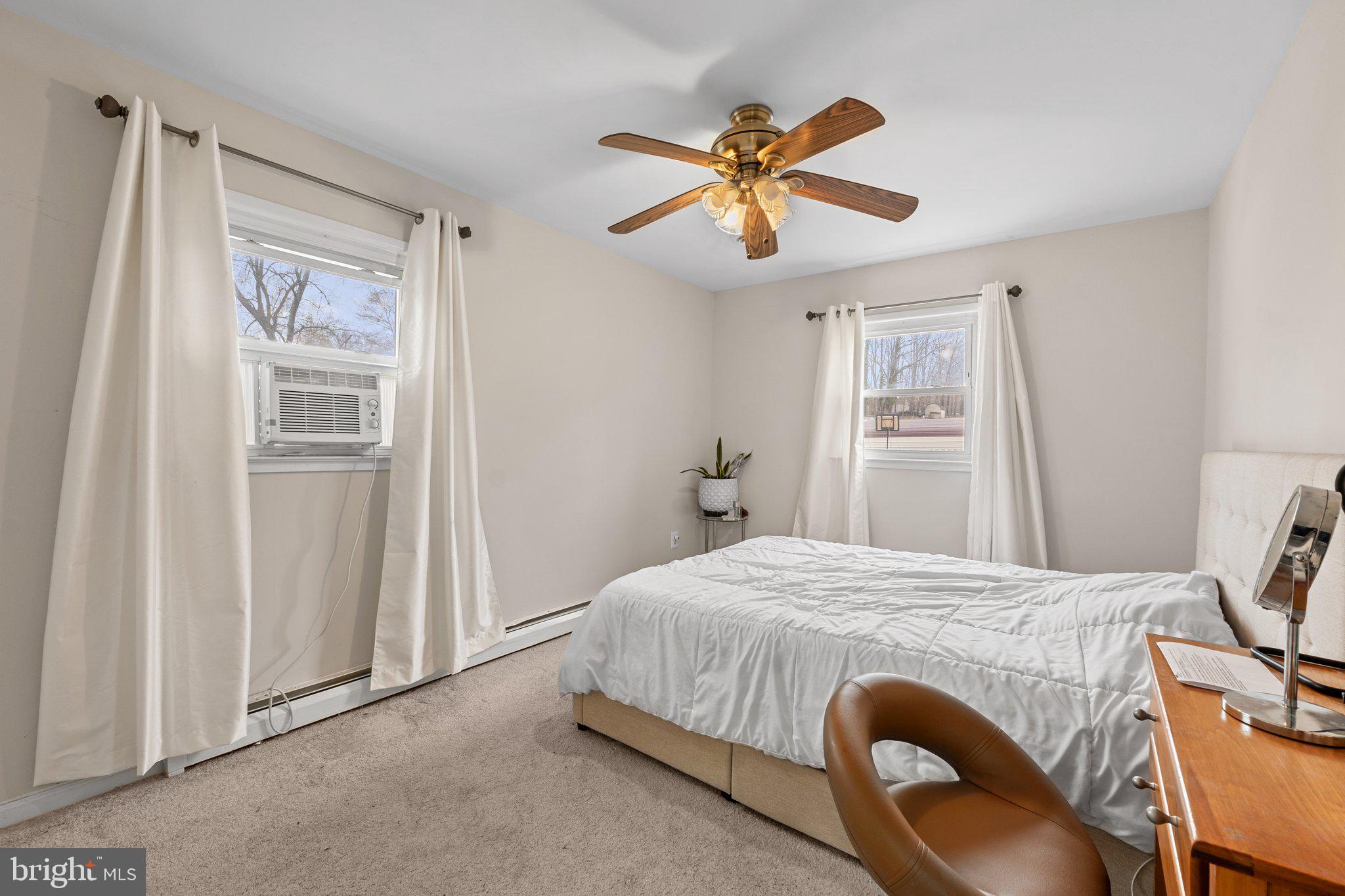 DALE CITY - Residential Lease