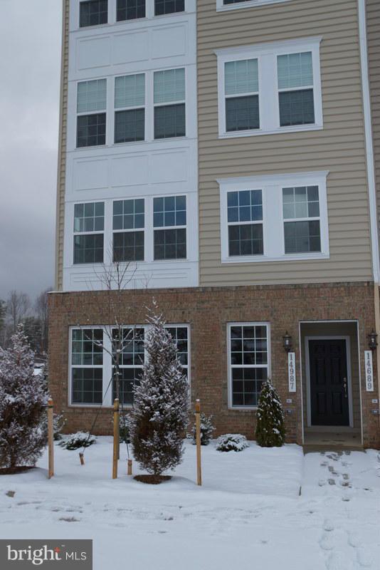 CHESTERFIELD - Residential Lease