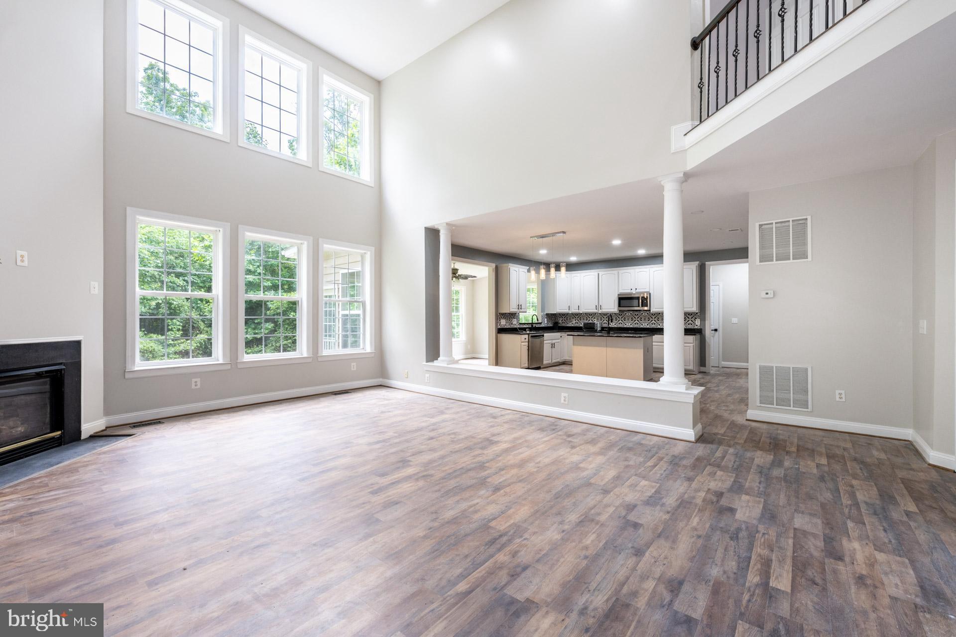 SHADY ACRES - Residential