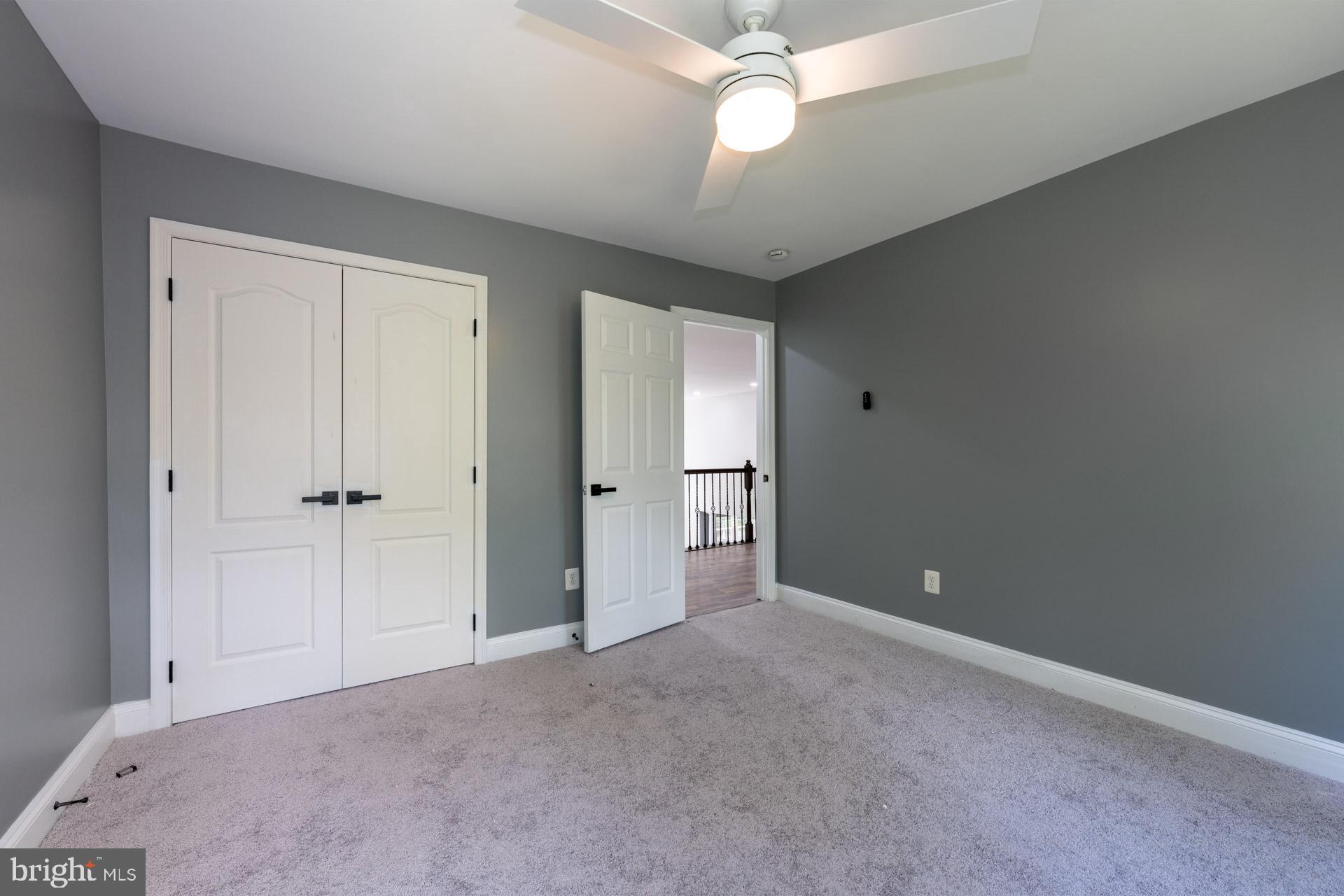 SHADY ACRES - Residential