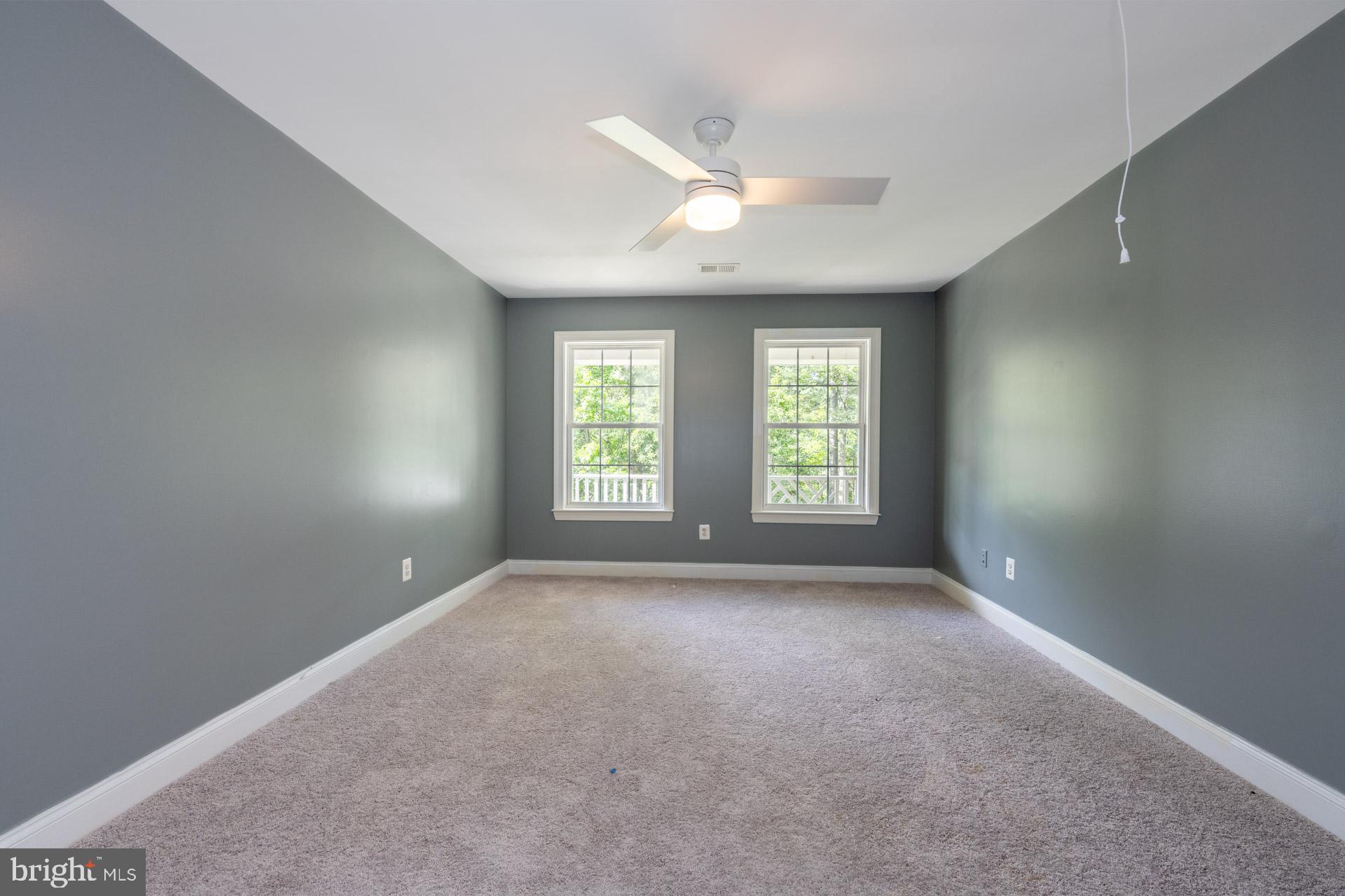 SHADY ACRES - Residential