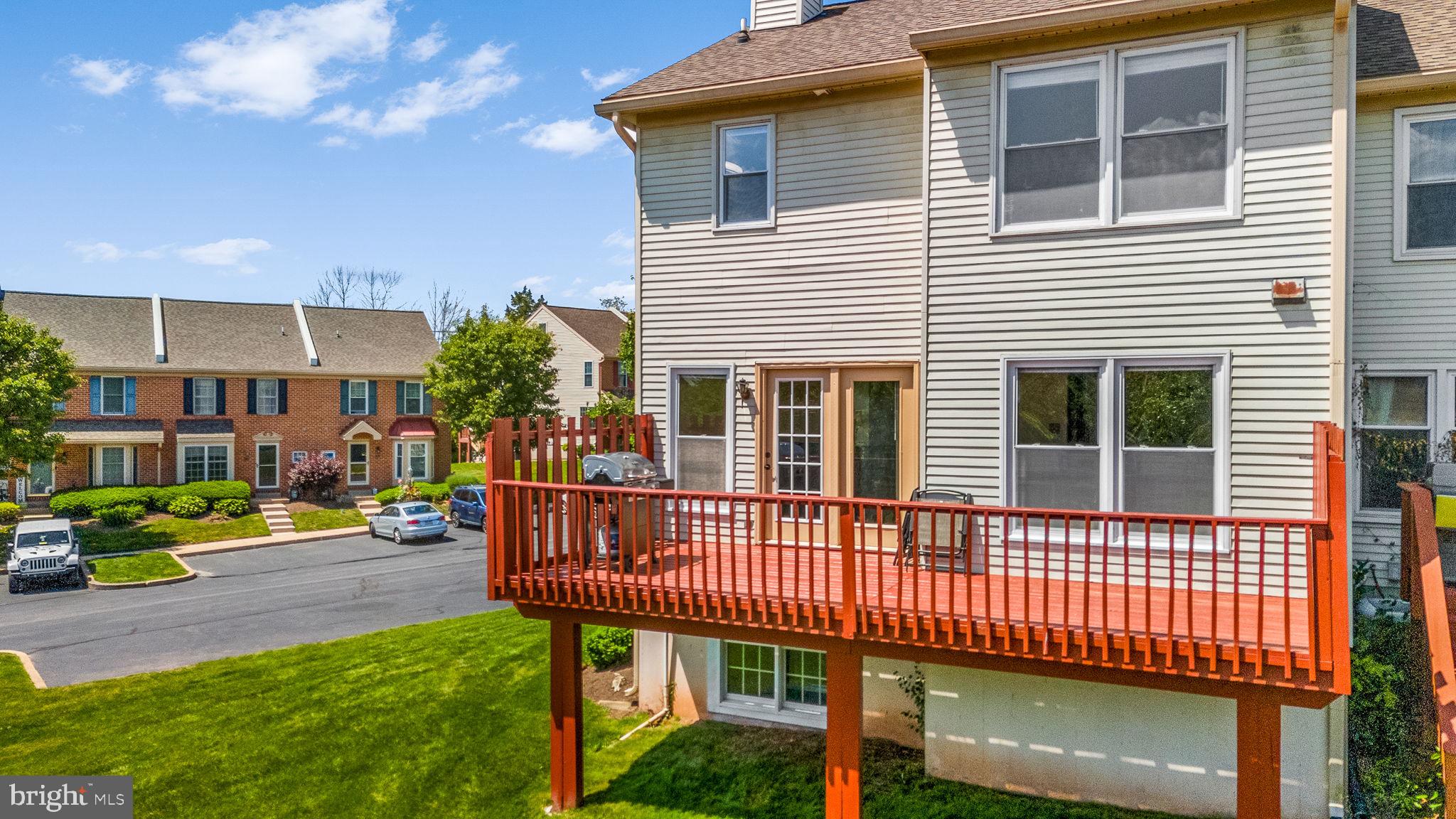 CHARLESTOWNE - Residential