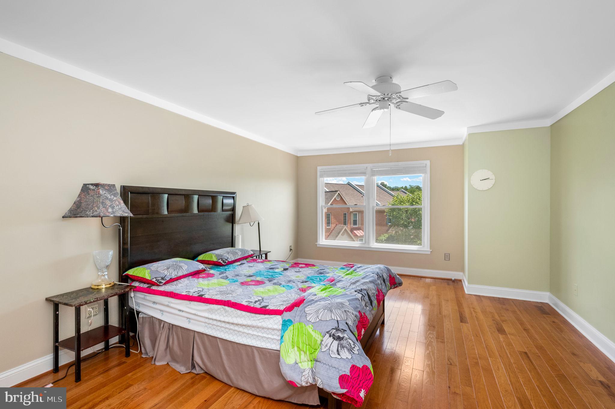 CHARLESTOWNE - Residential