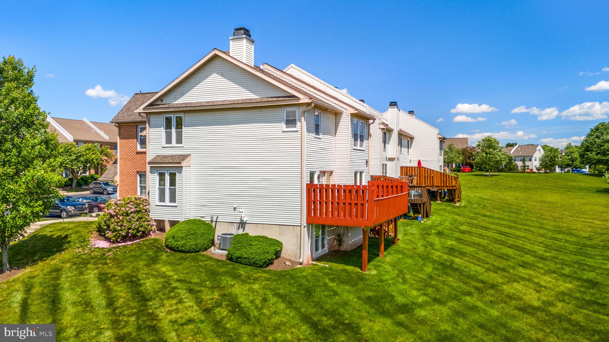 CHARLESTOWNE - Residential