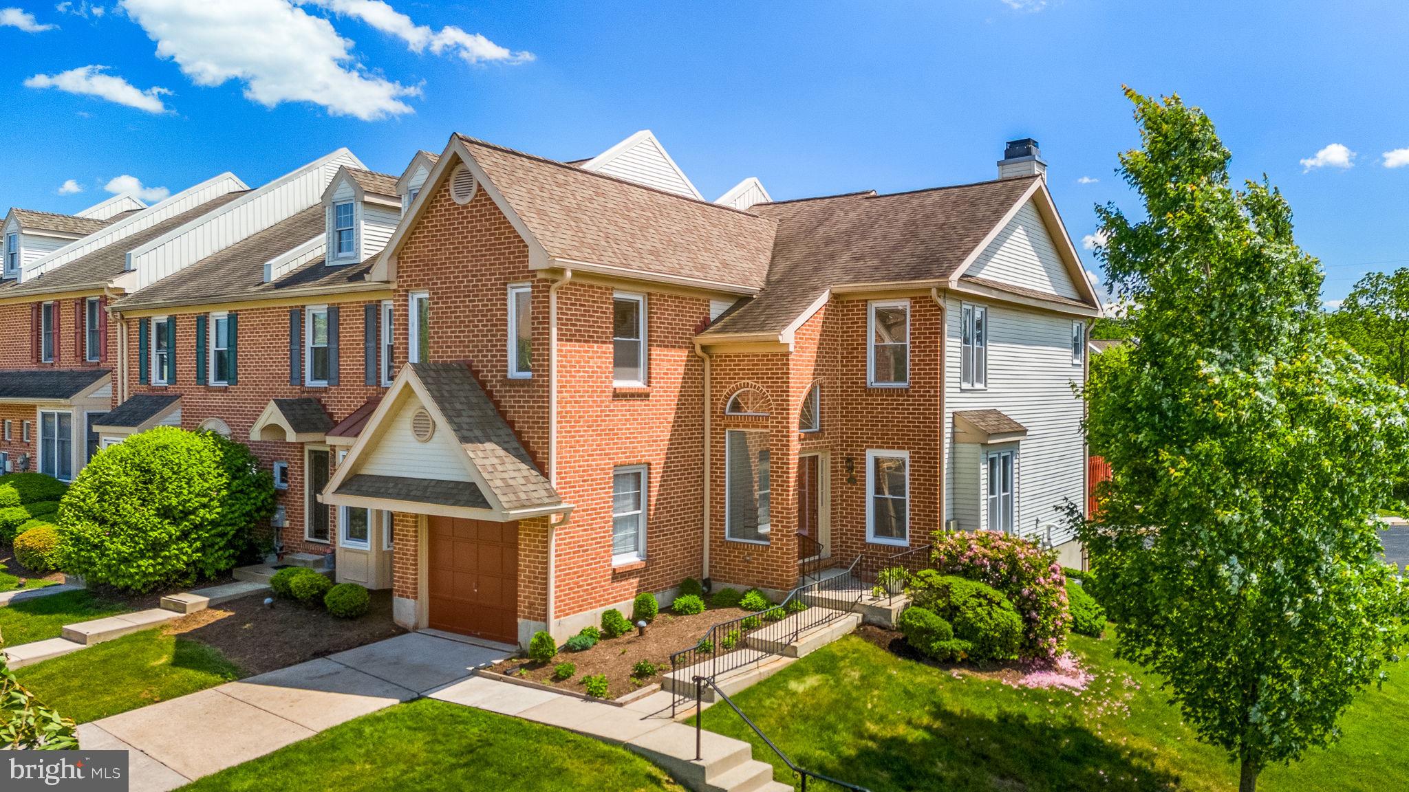 CHARLESTOWNE - Residential