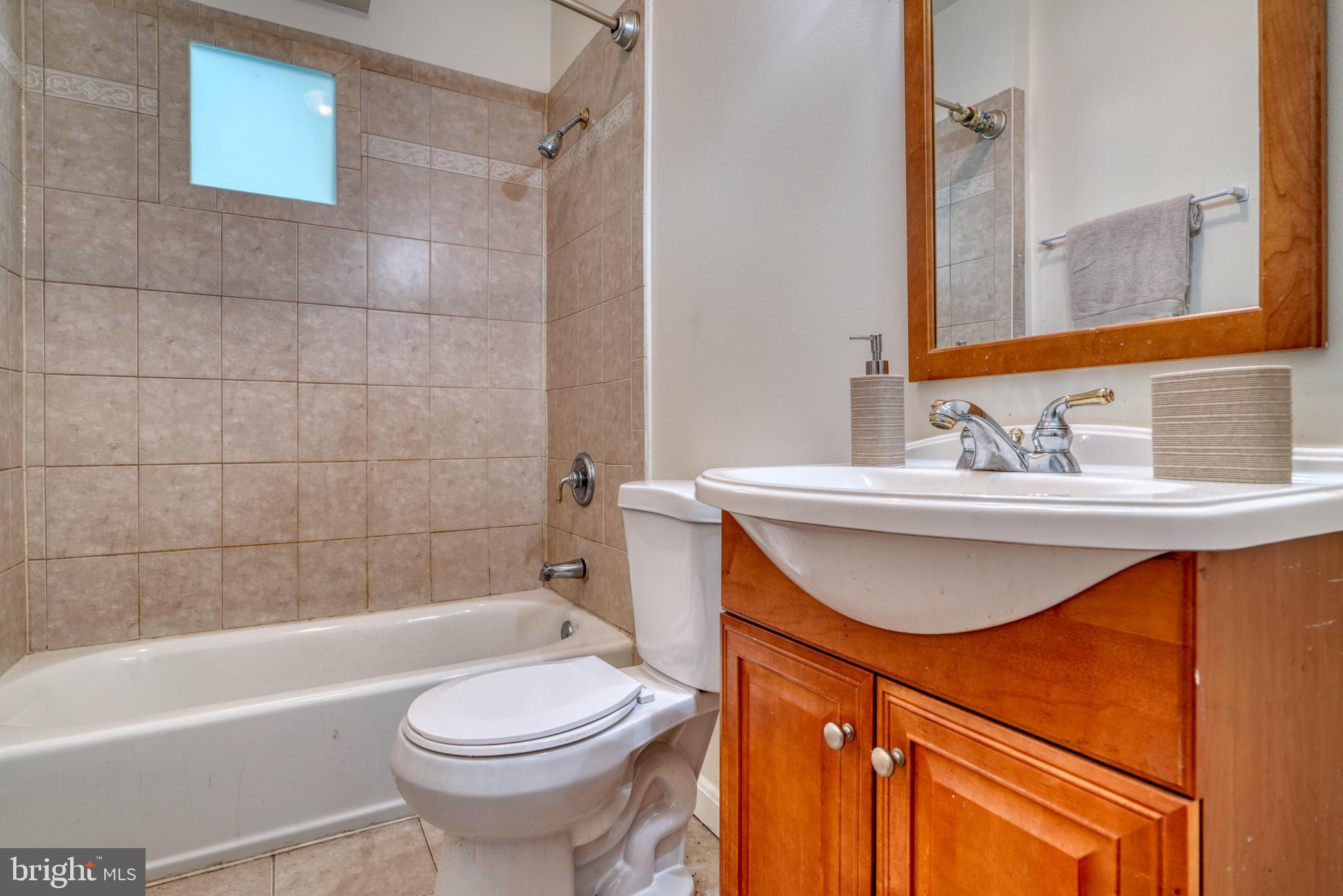 WAVERLY - Residential