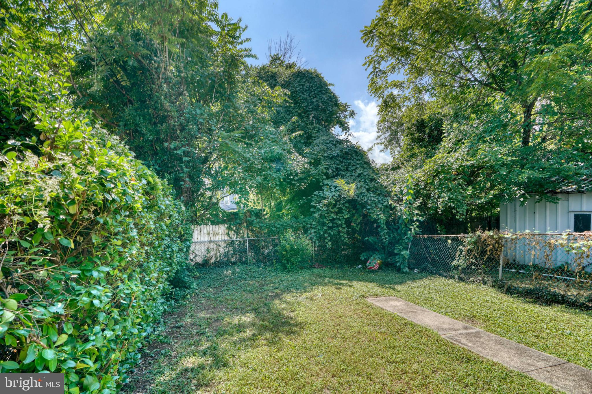 WAVERLY - Residential