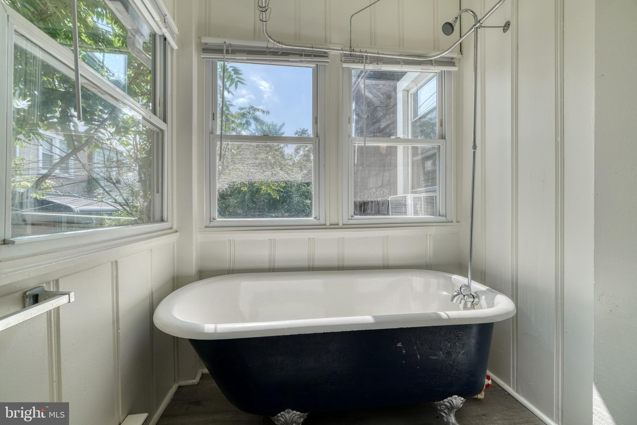 WAVERLY - Residential