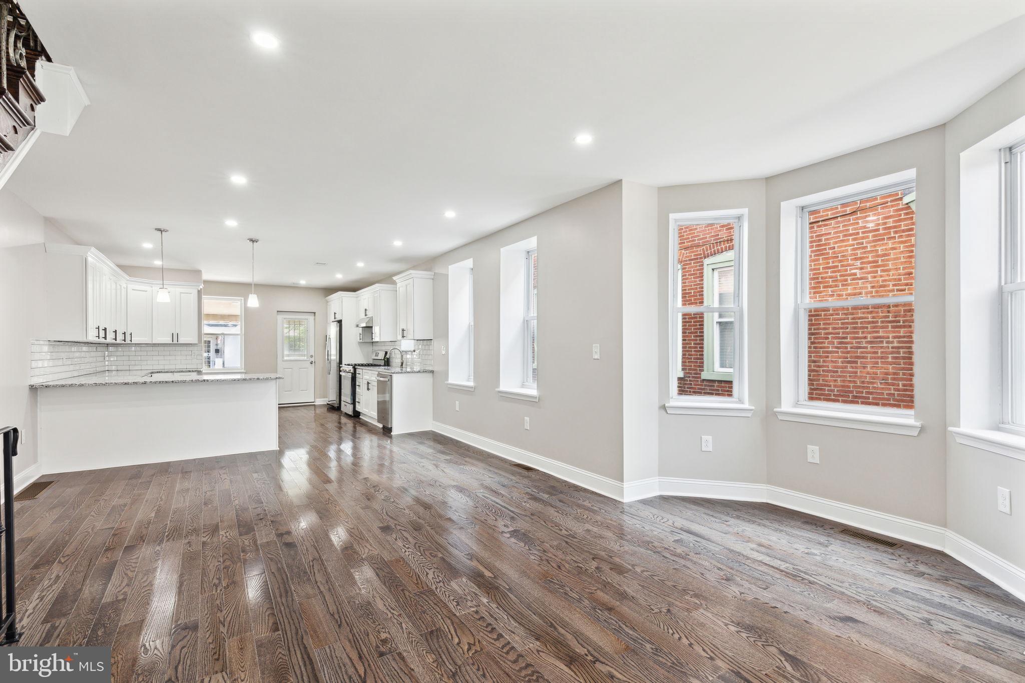 GIRARD ESTATES - Residential