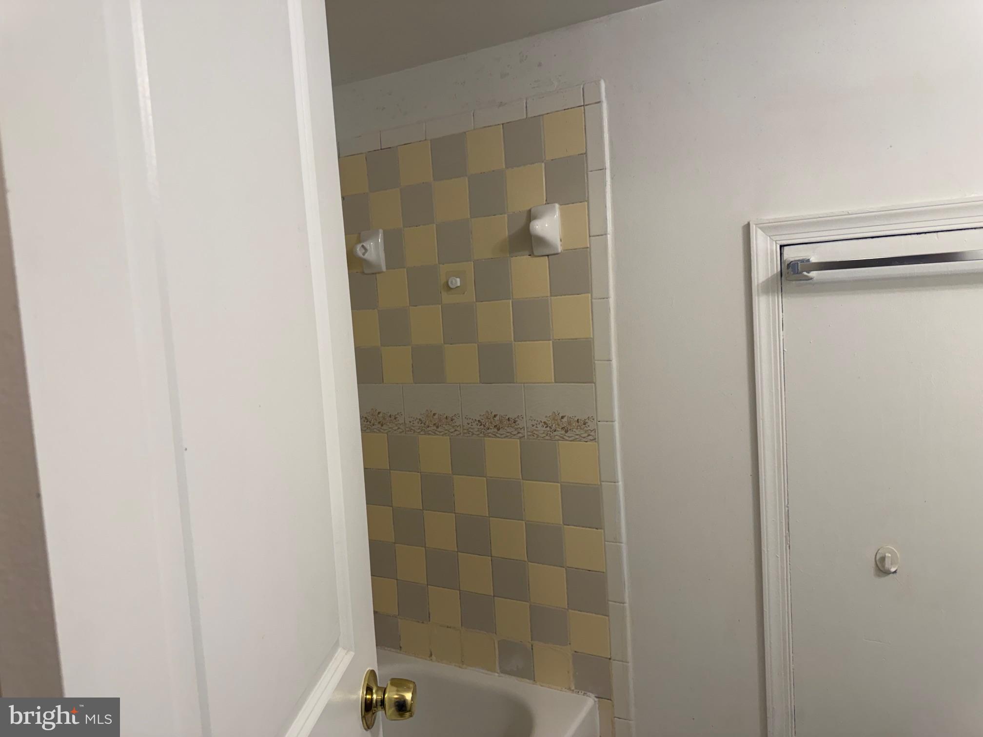 ROGERS HEIGHTS - Residential