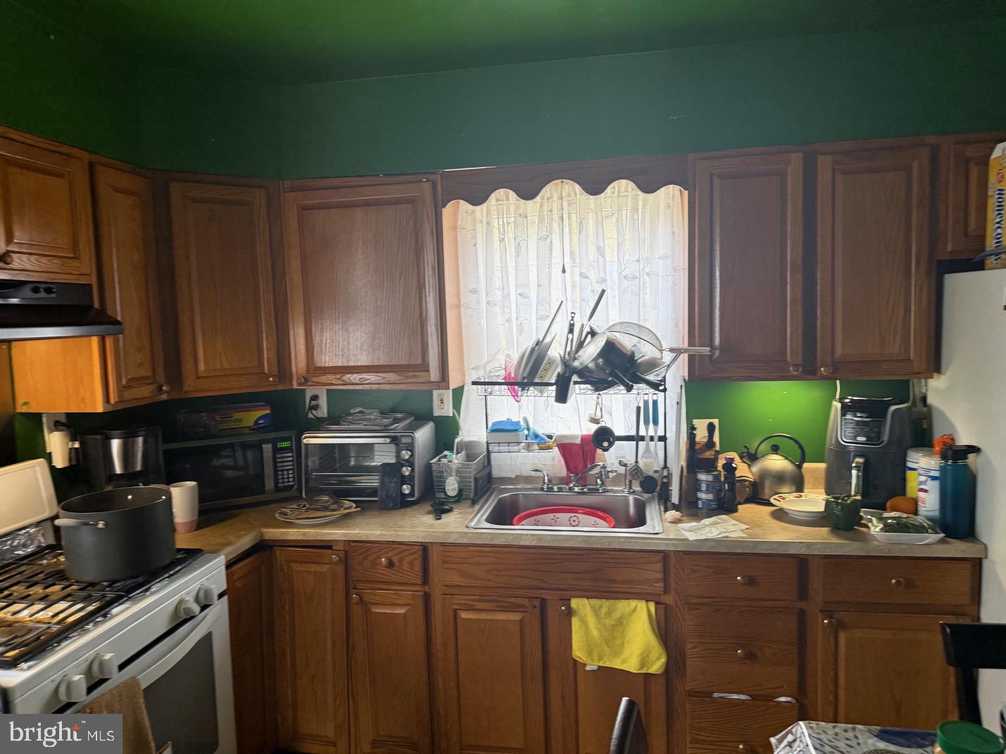 ROGERS HEIGHTS - Residential