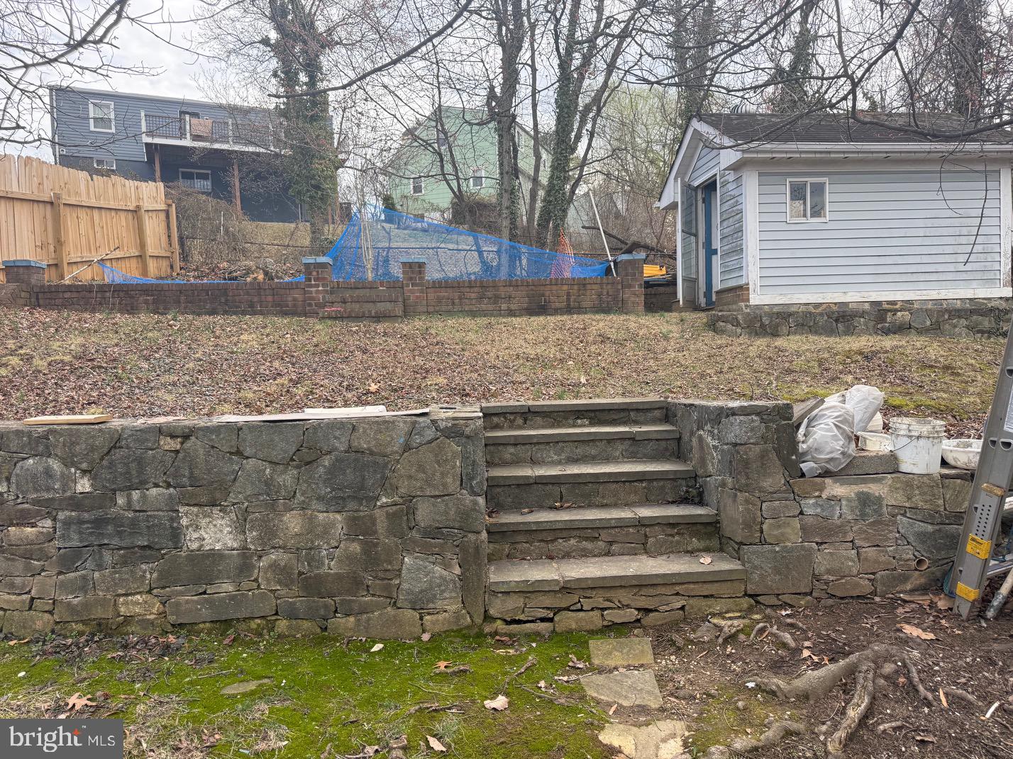 ROGERS HEIGHTS - Residential