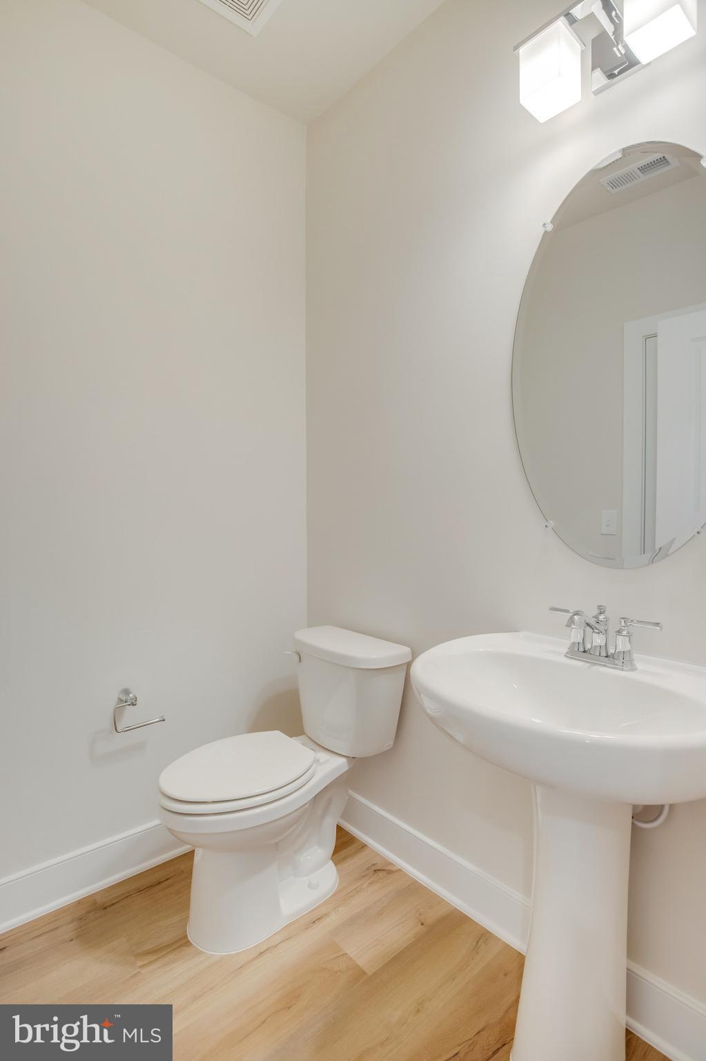 POTOMAC SHORES - Residential Lease