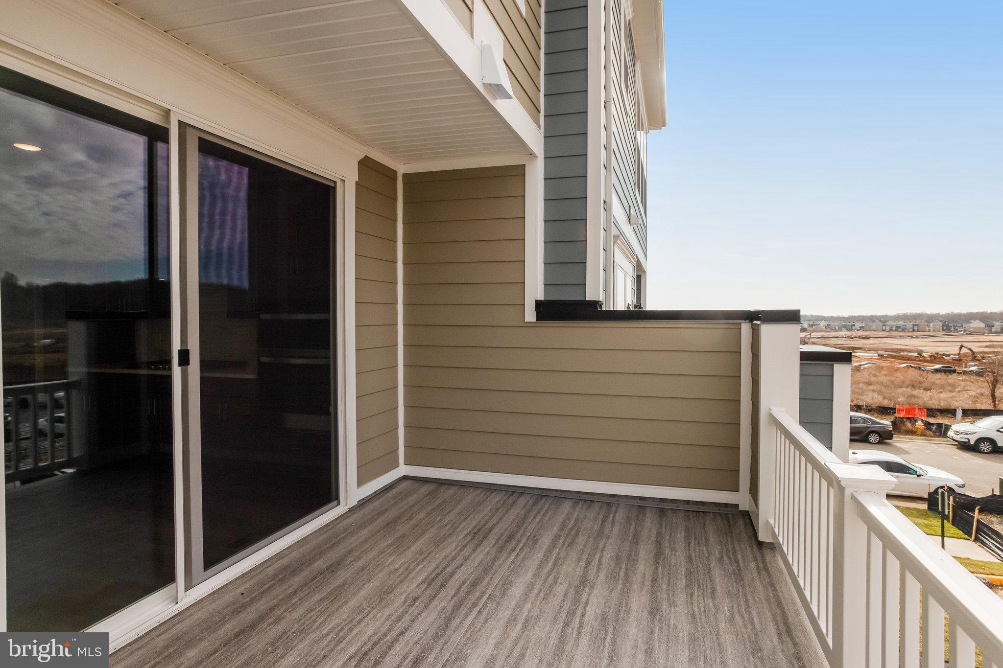 POTOMAC SHORES - Residential Lease