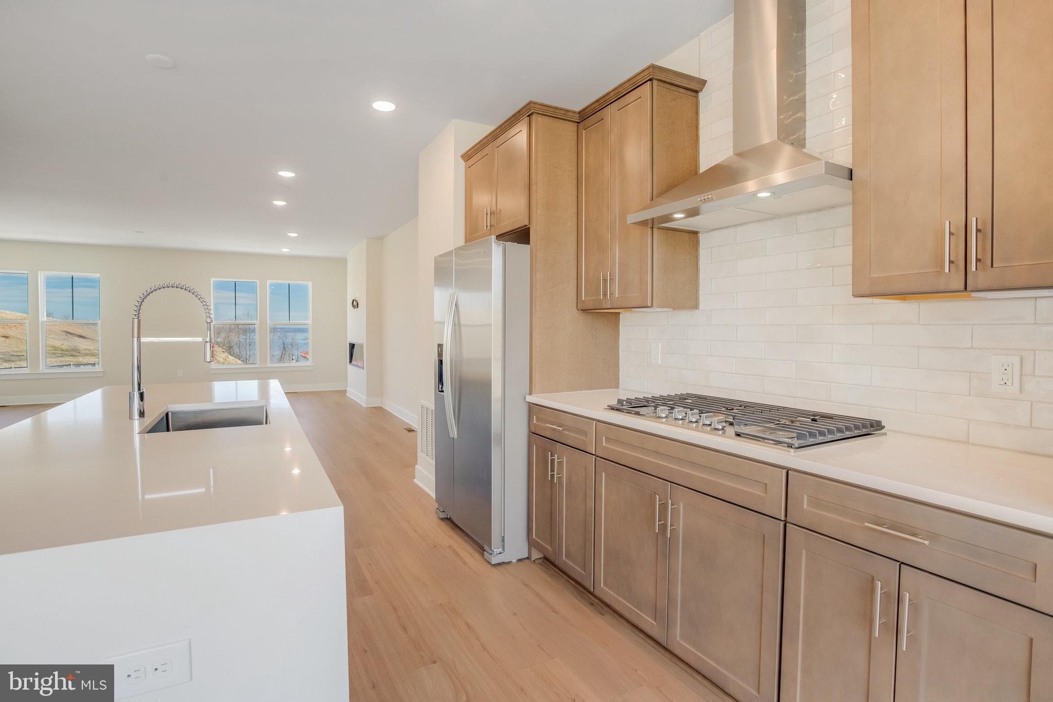 POTOMAC SHORES - Residential Lease