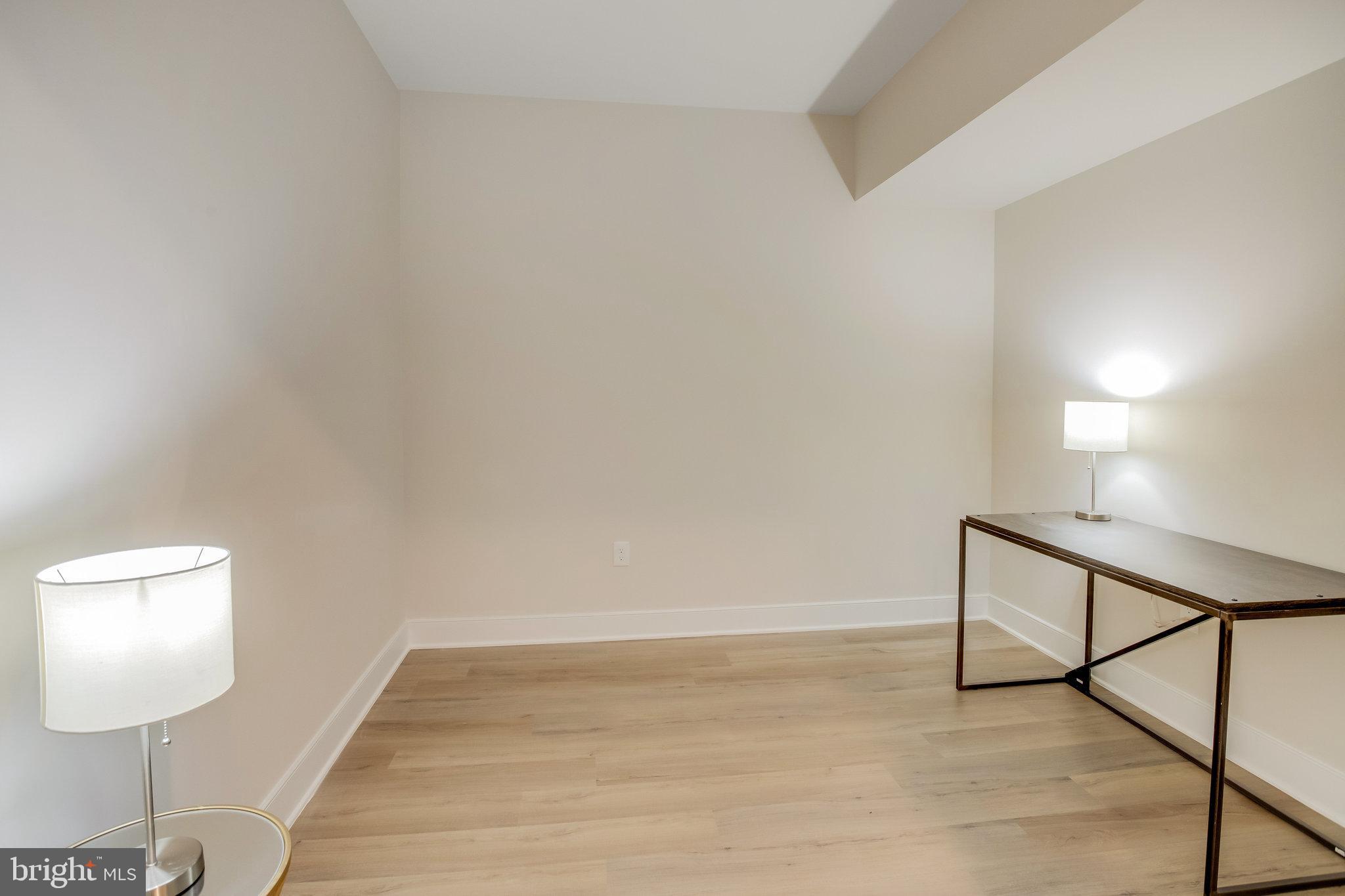 POTOMAC SHORES - Residential Lease