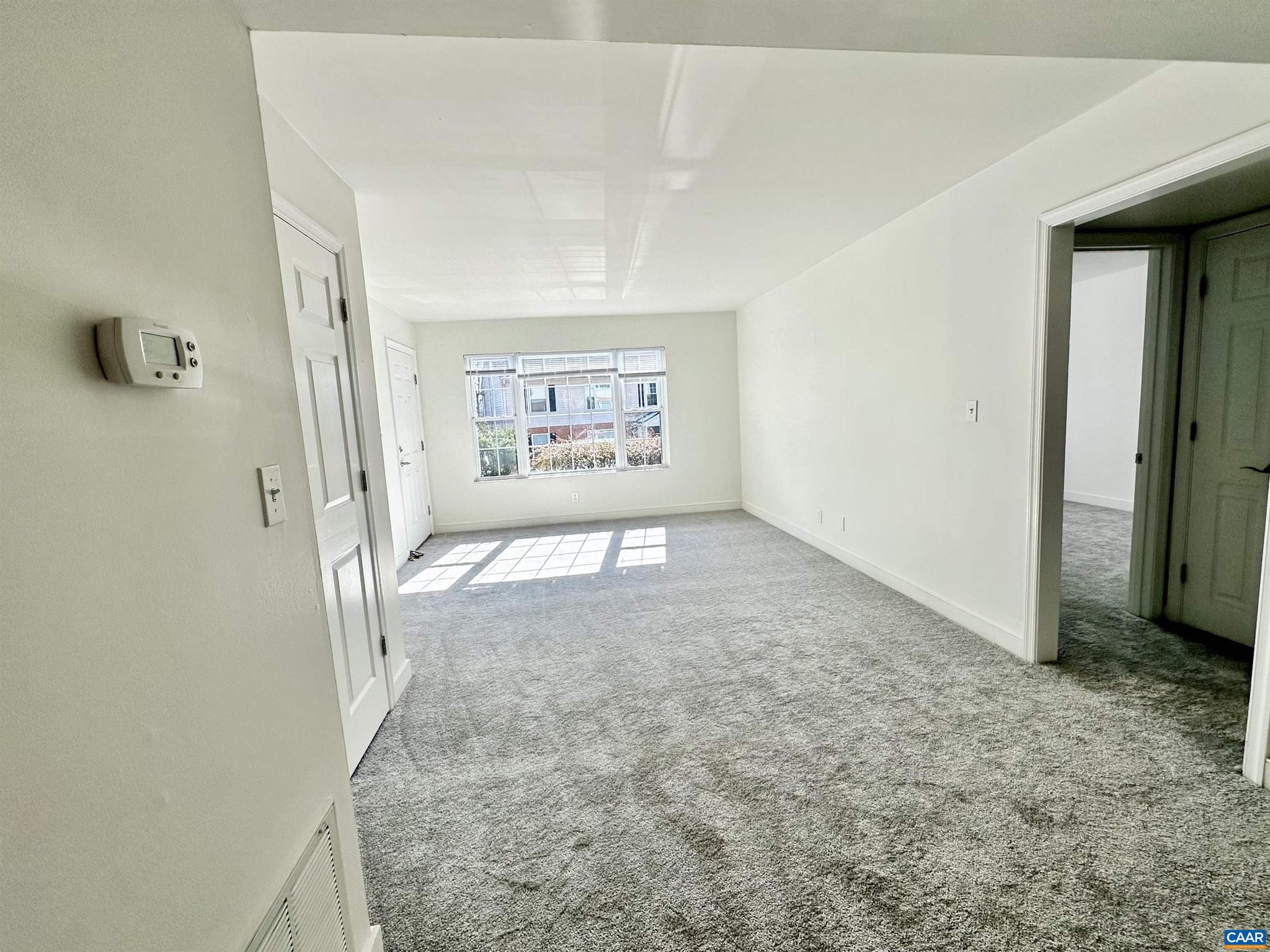 FOUNTAIN COURT - Residential Lease