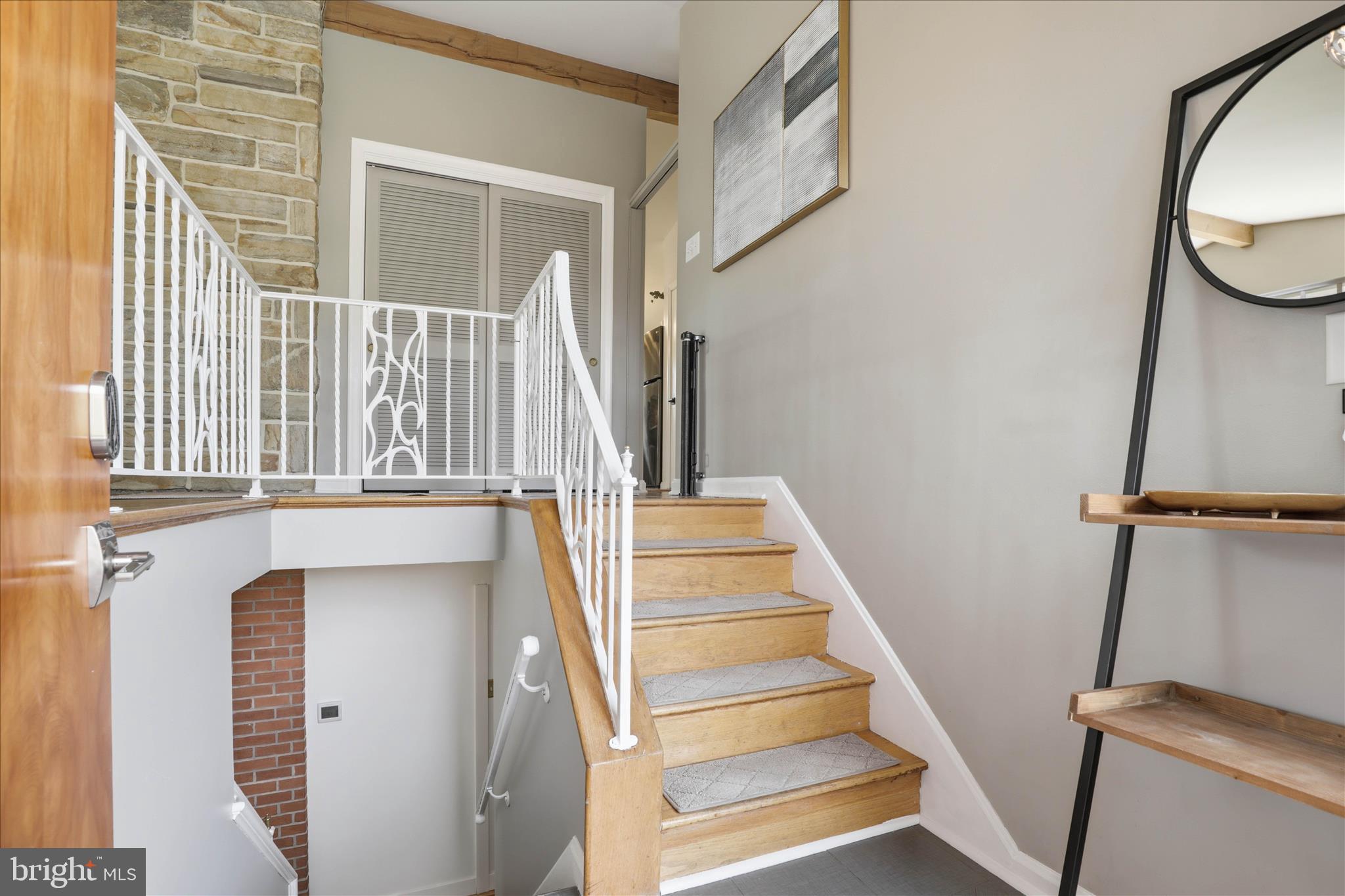 BEVERLY ESTATES - Residential