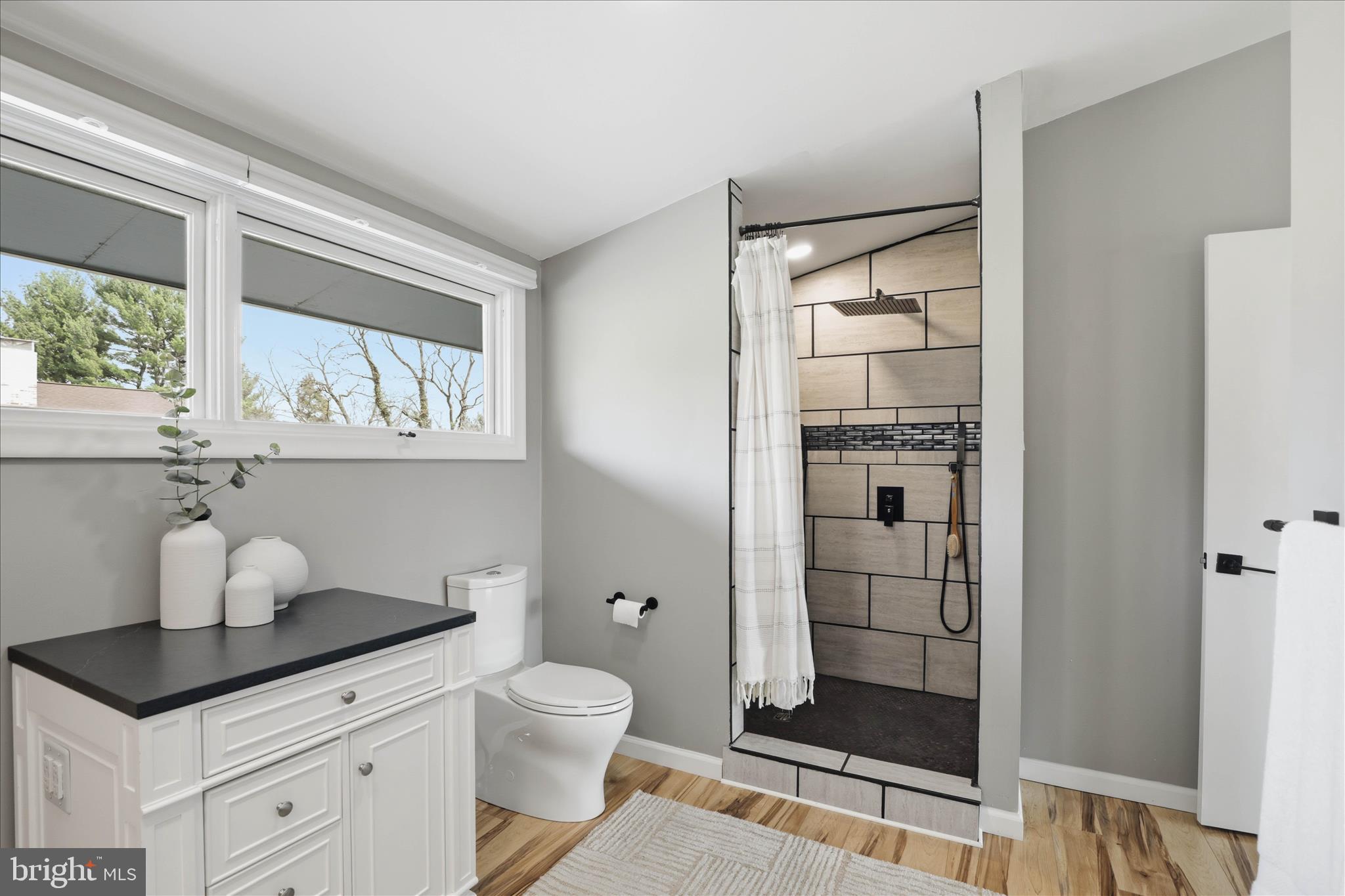 BEVERLY ESTATES - Residential