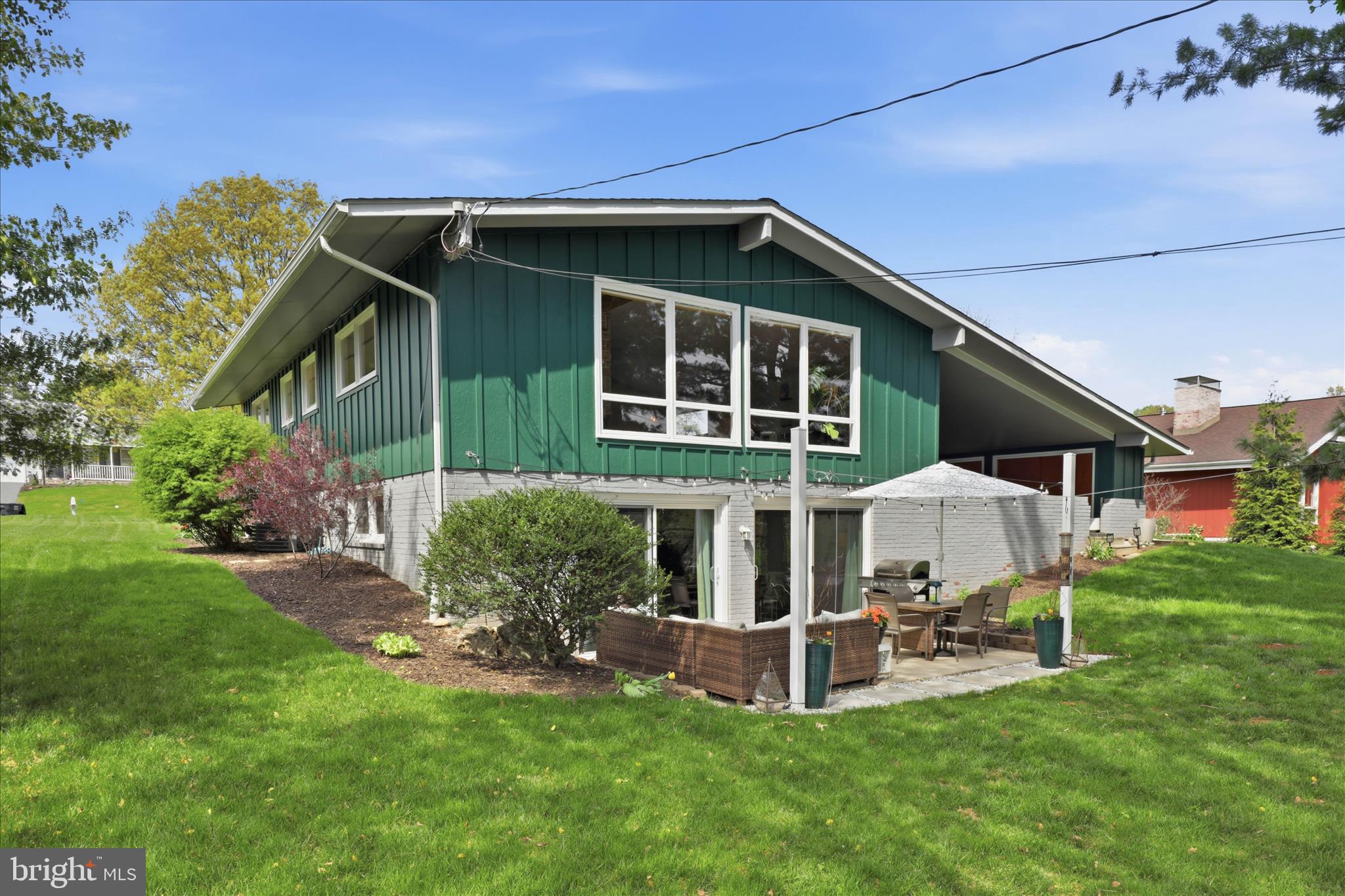 BEVERLY ESTATES - Residential