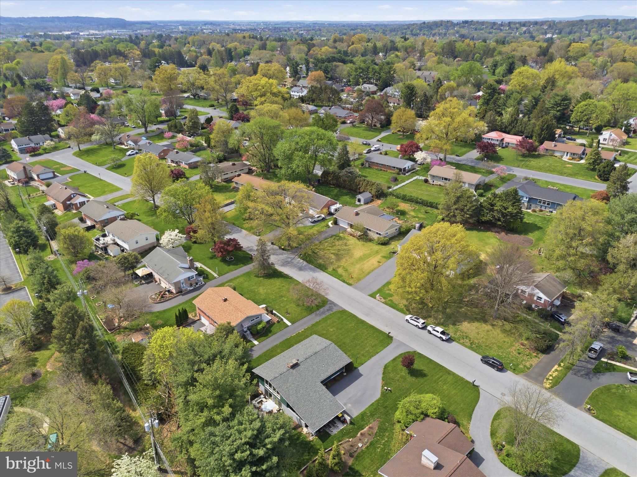 BEVERLY ESTATES - Residential