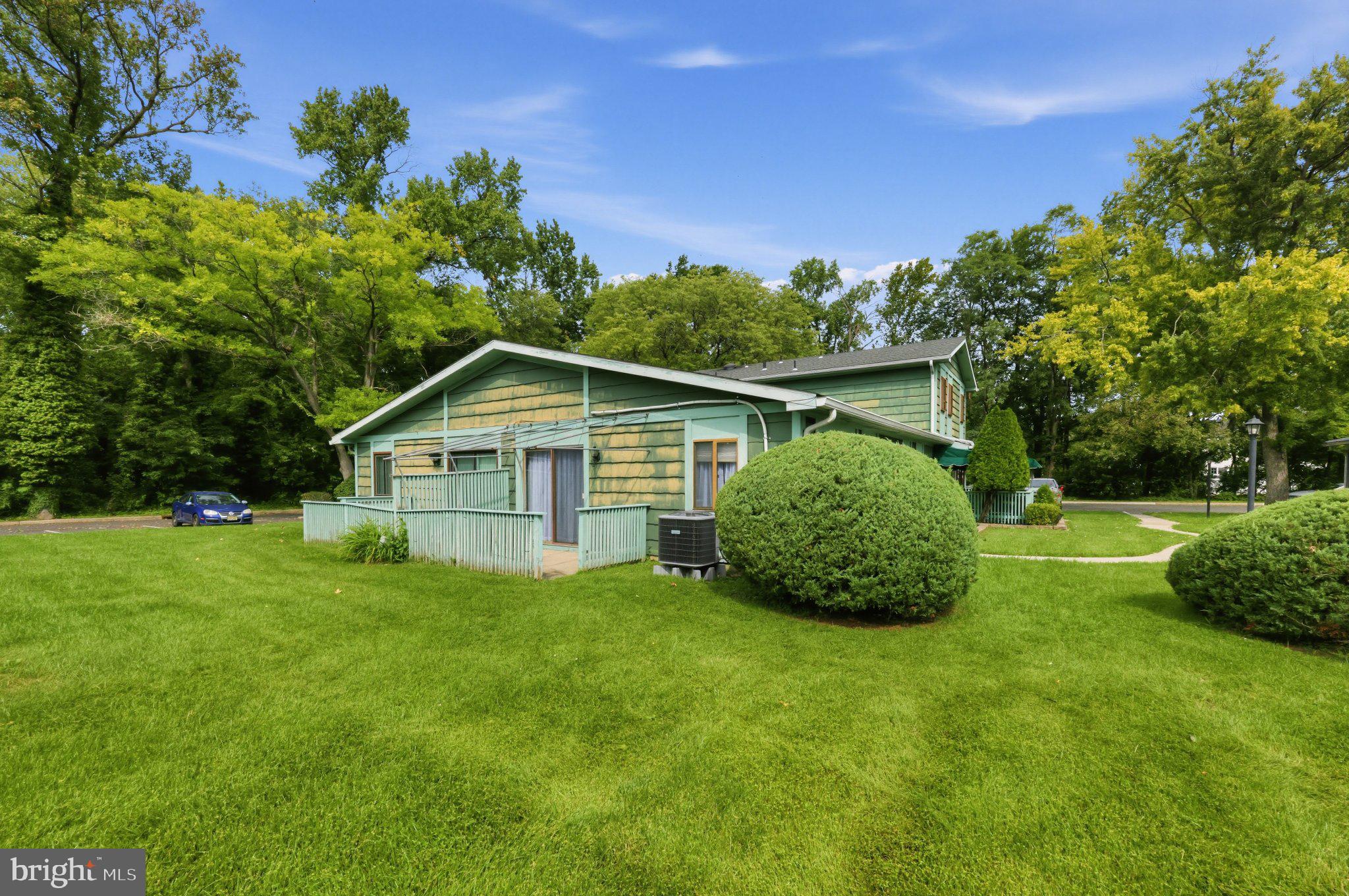 89 WOODWAY DRIVE